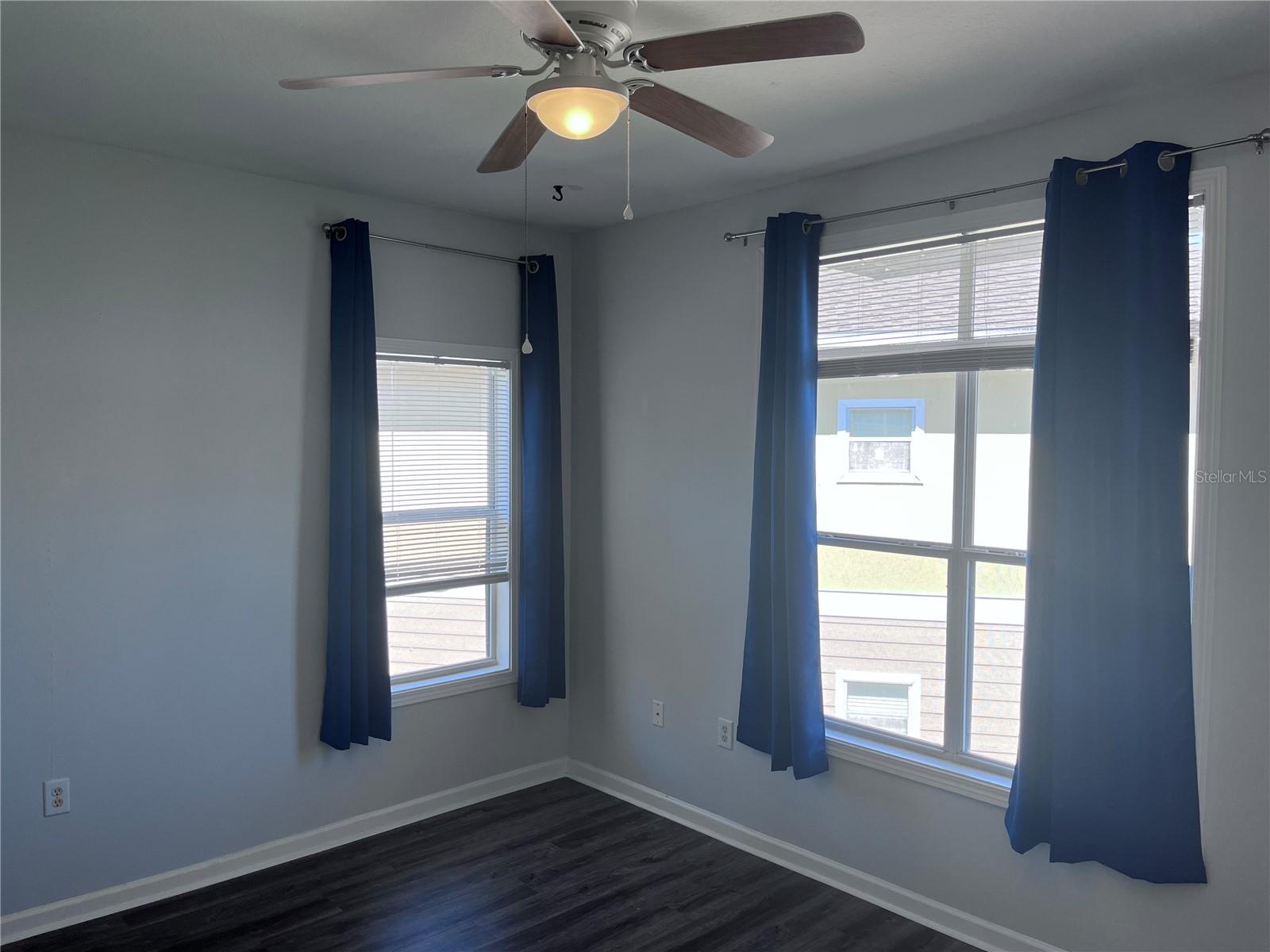 Image 11 of 21 For 4802 51st Street W 1524