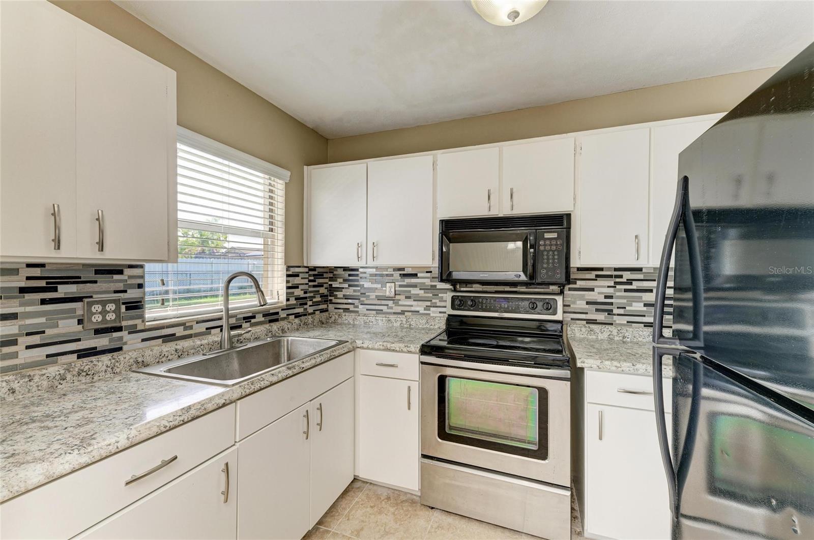 Image 13 of 35 For 444 Flamingo Drive
