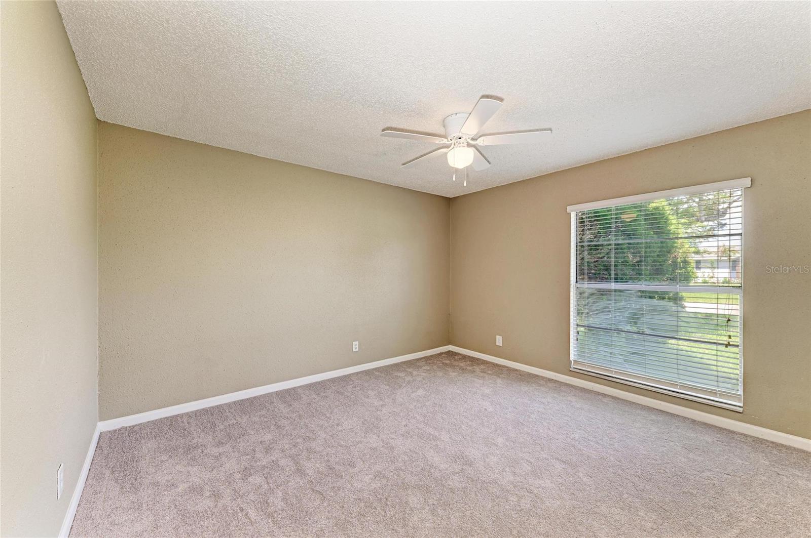 Image 17 of 35 For 444 Flamingo Drive