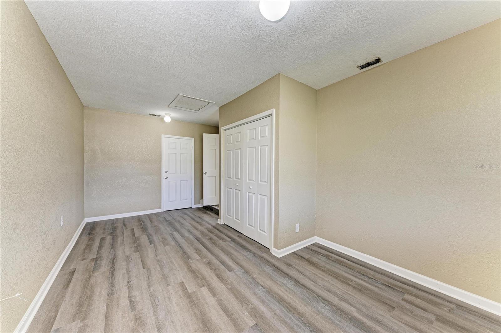 Image 31 of 35 For 444 Flamingo Drive