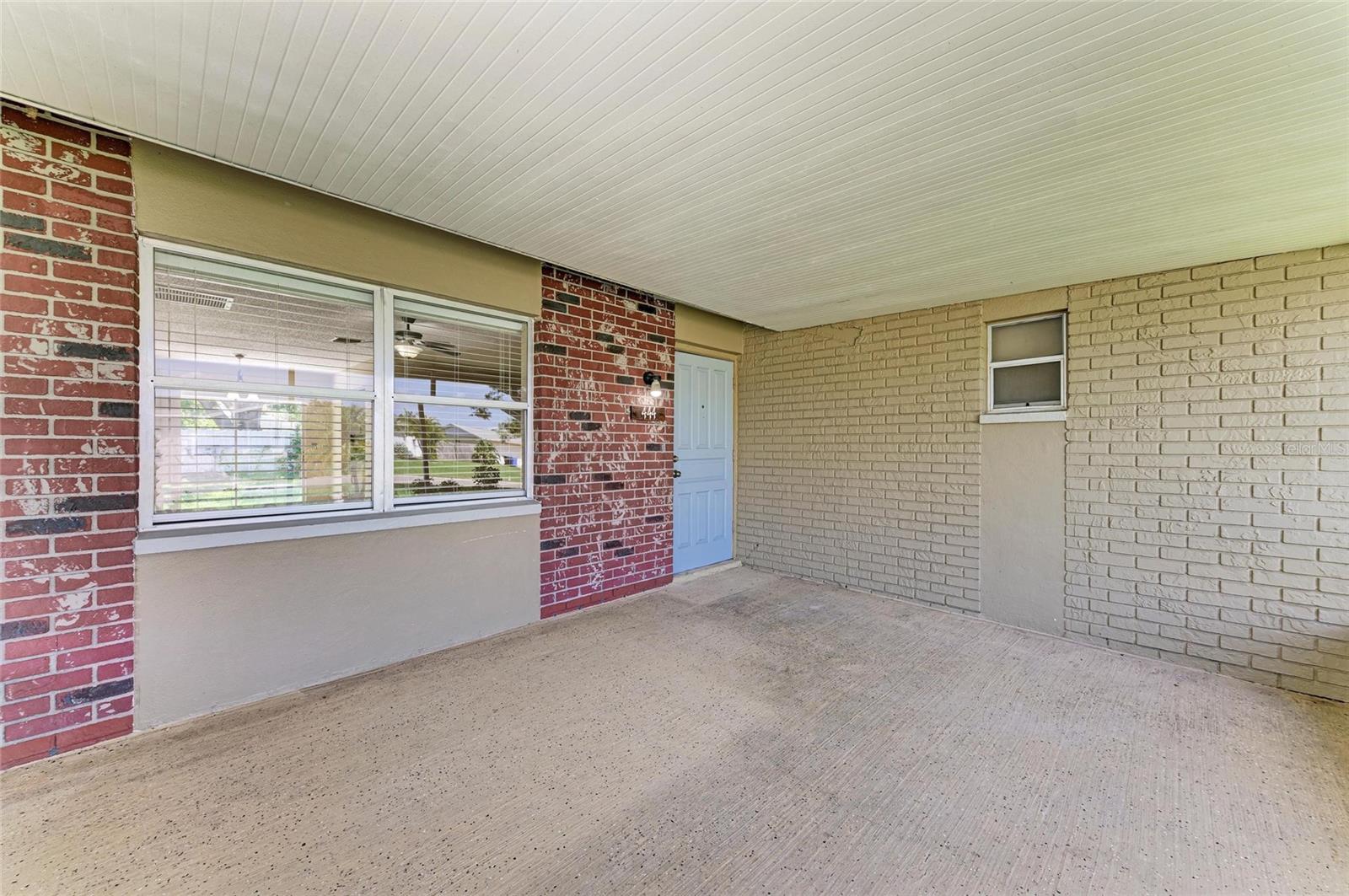 Image 5 of 35 For 444 Flamingo Drive
