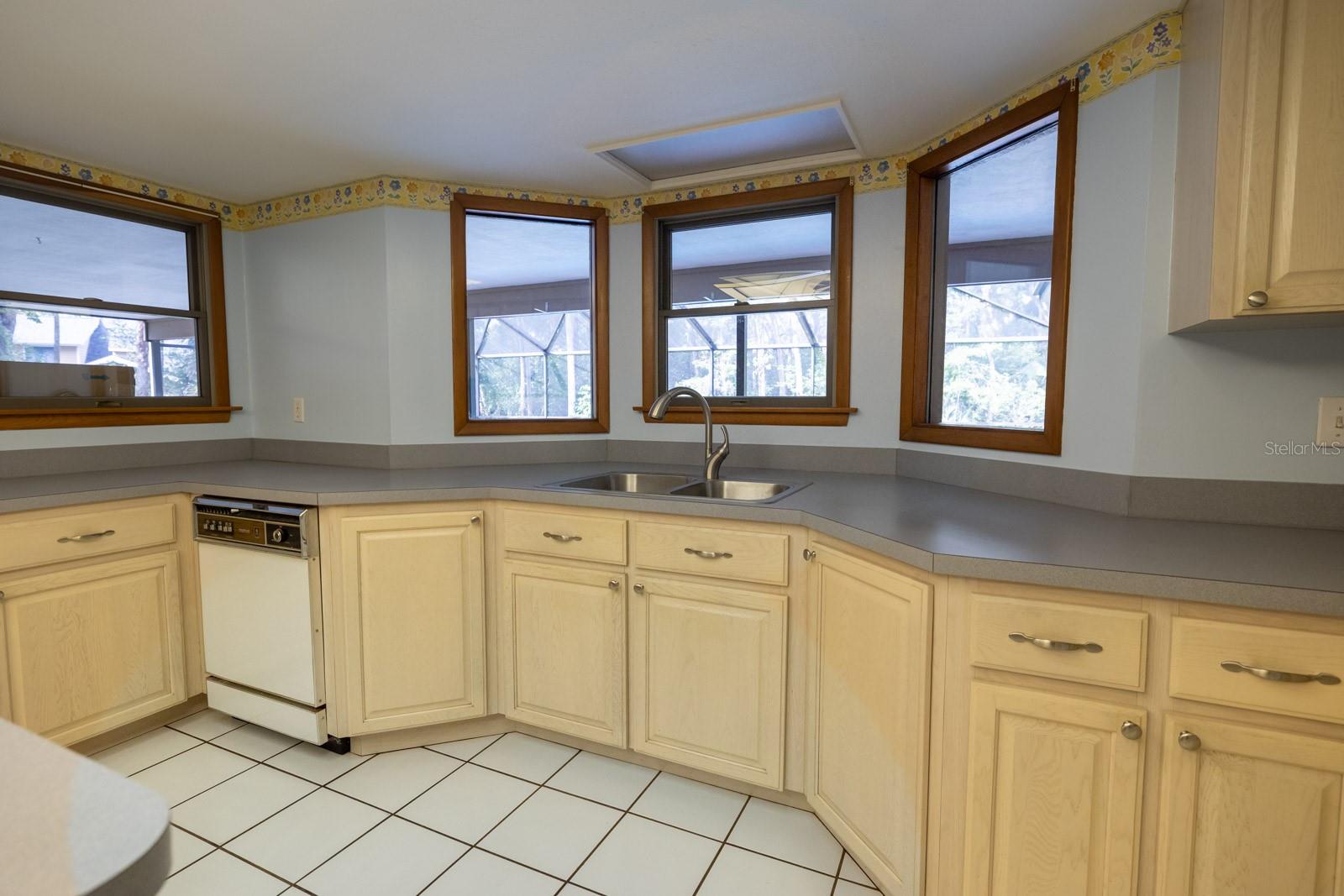Image 19 of 65 For 3804 65th Street E