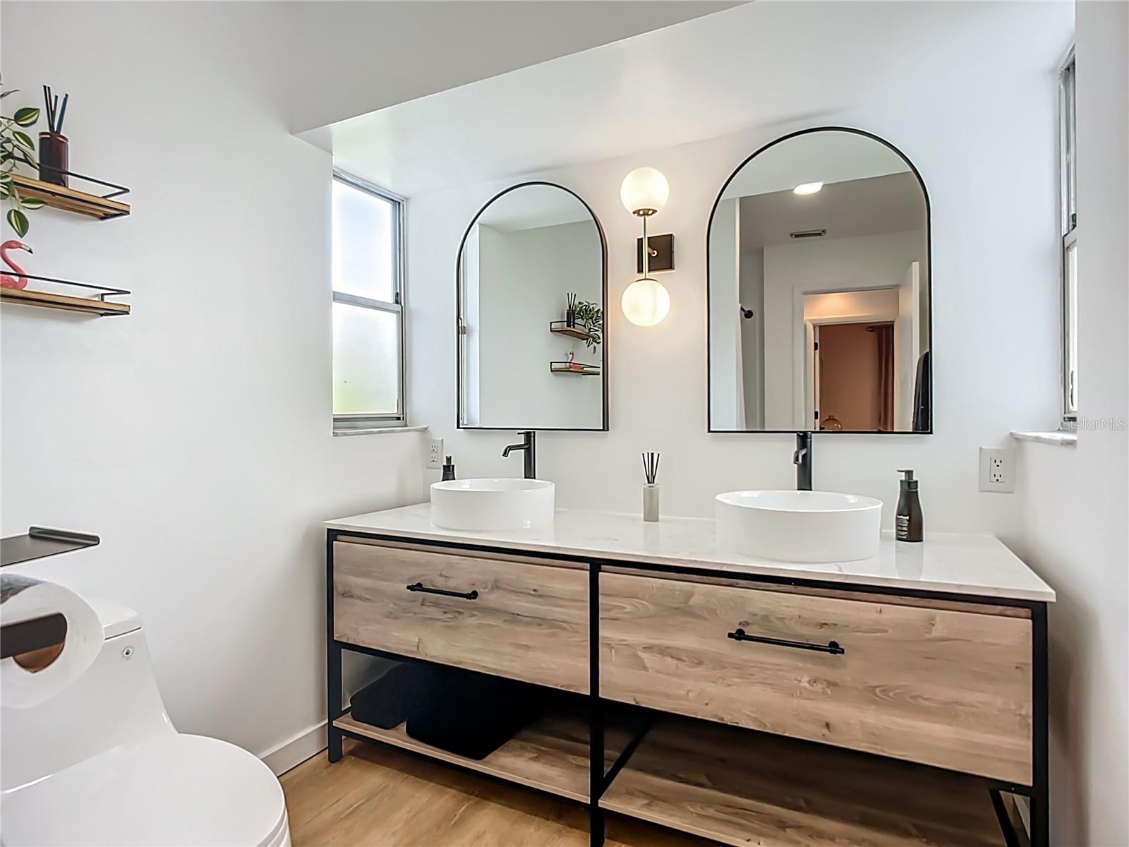 Image 37 of 44 For 912 Ponderosa Pine Lane