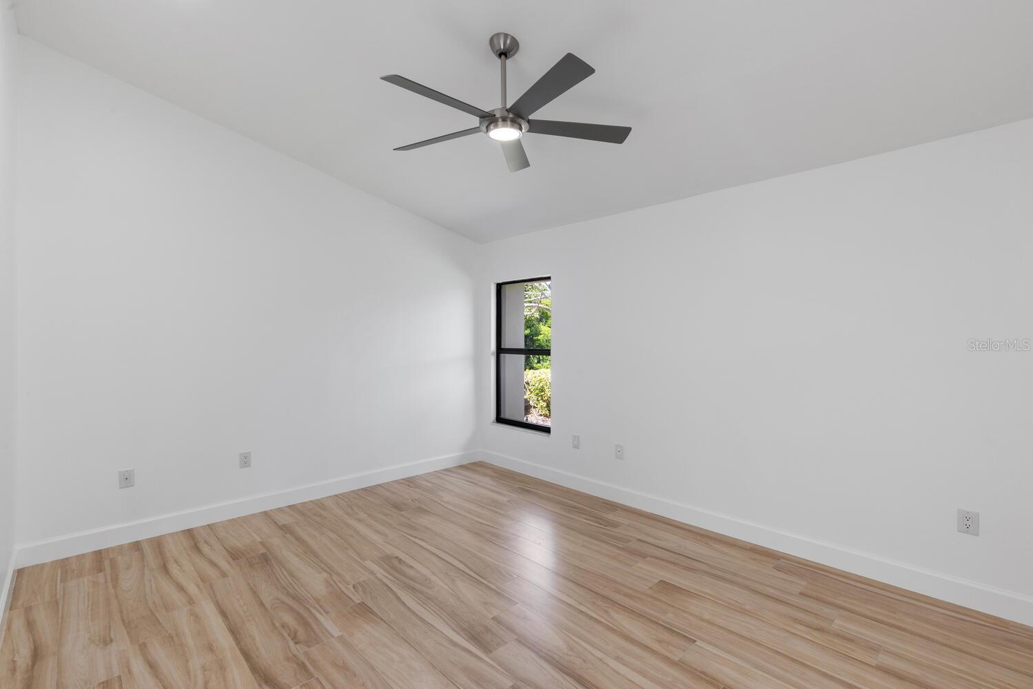 Image 23 of 40 For 1684 Pintail Way