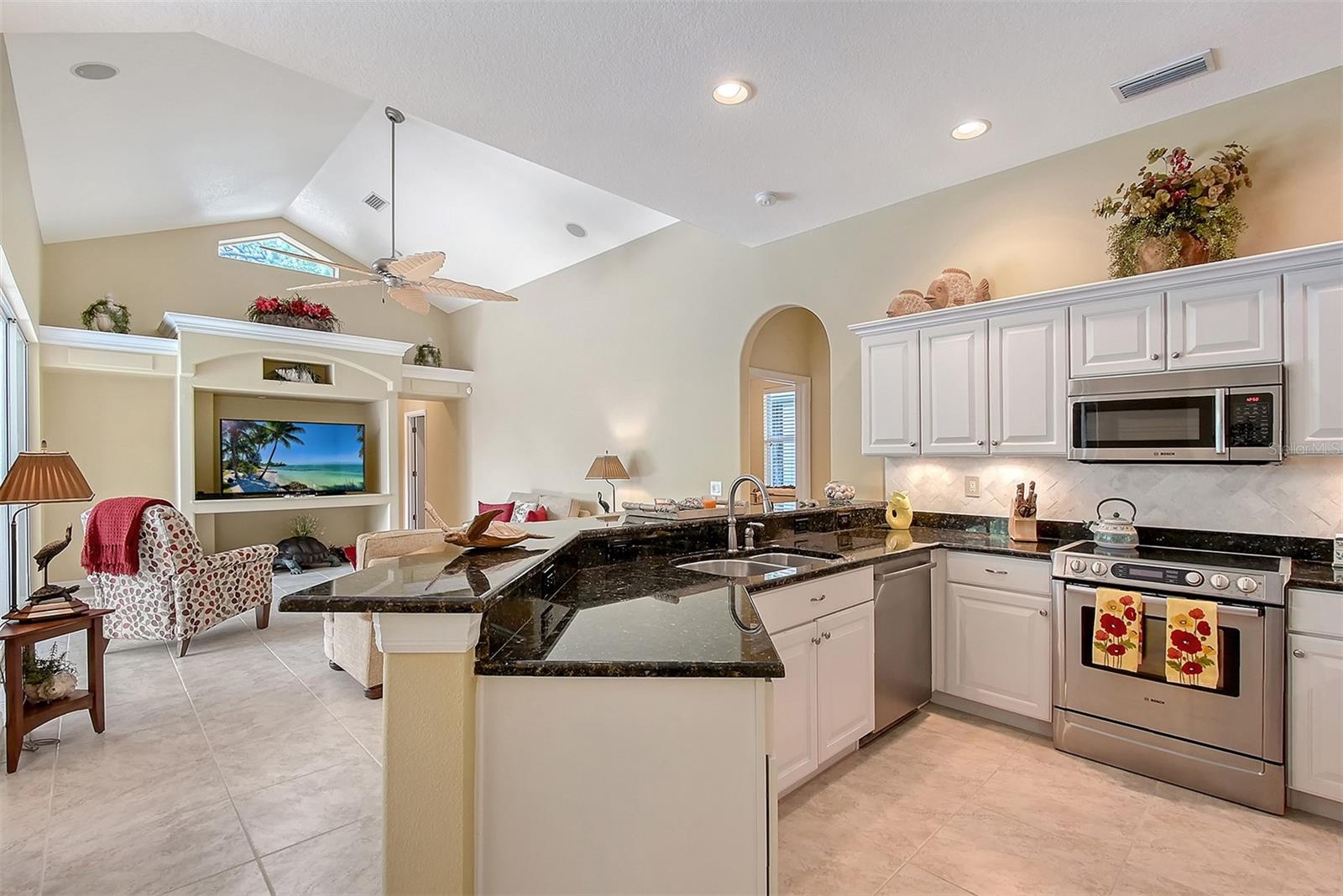 Image 15 of 66 For 7464 Ridge Road