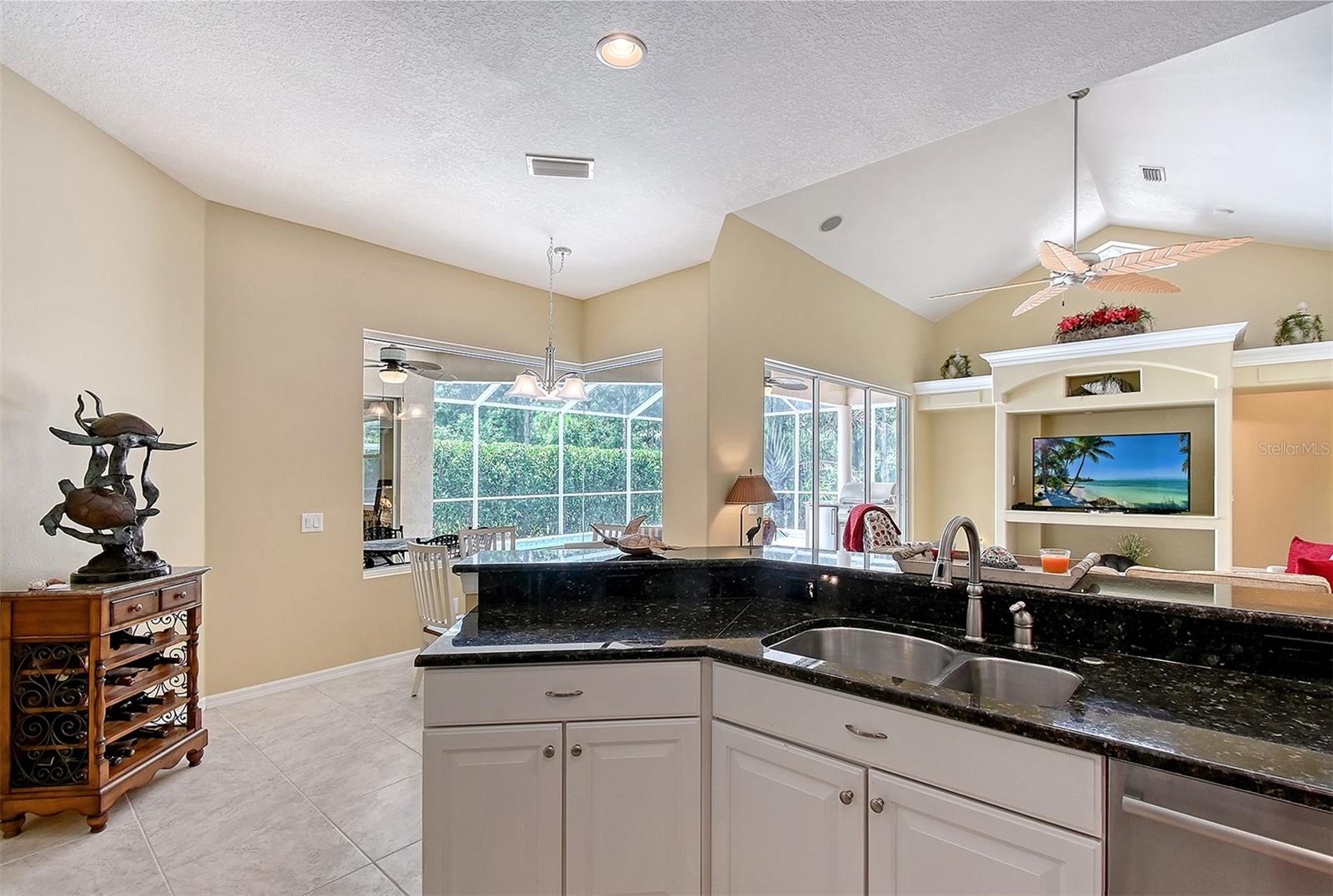 Image 19 of 66 For 7464 Ridge Road