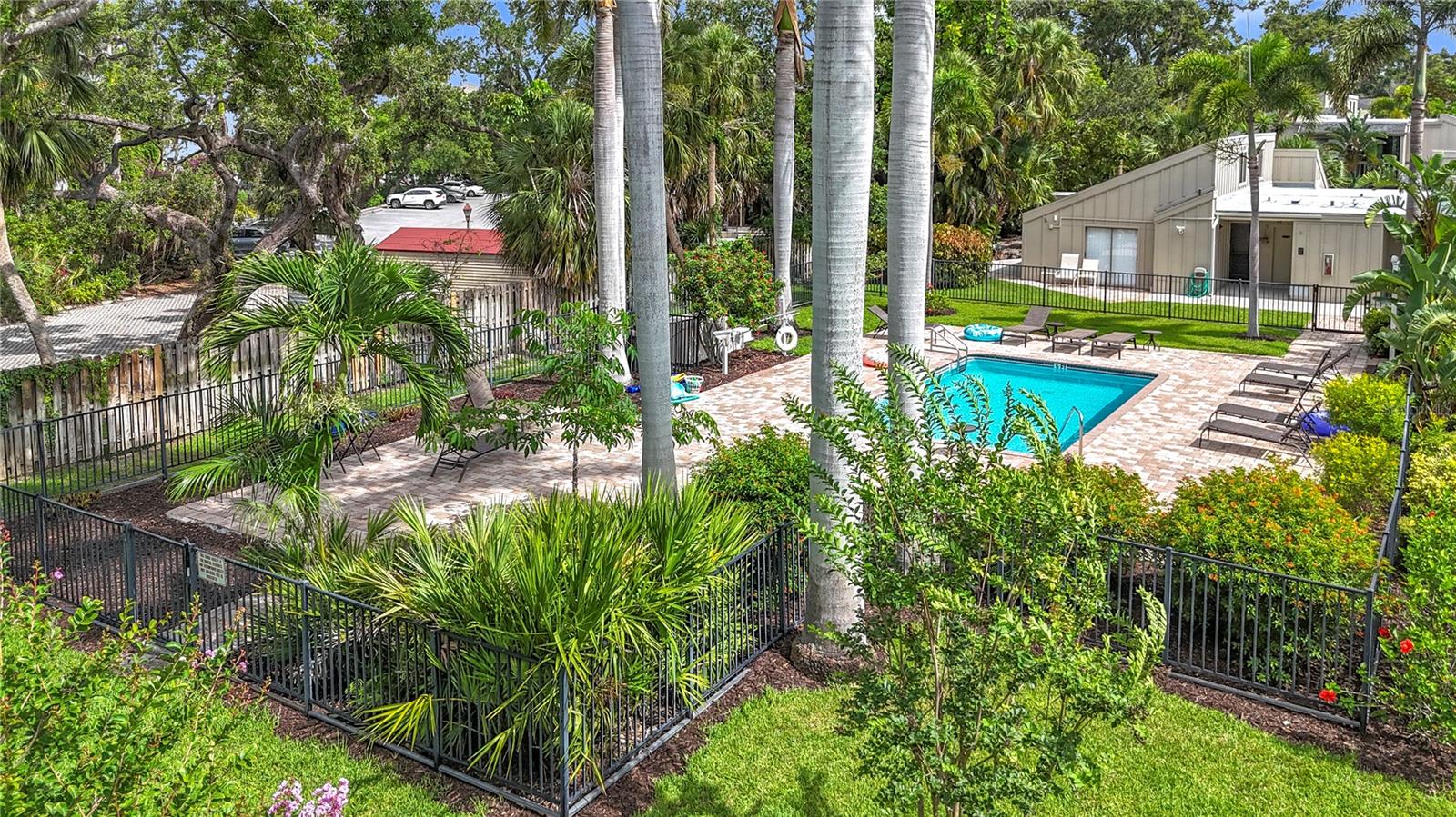 Image 44 of 47 For 2220 Bahia Vista St  G4