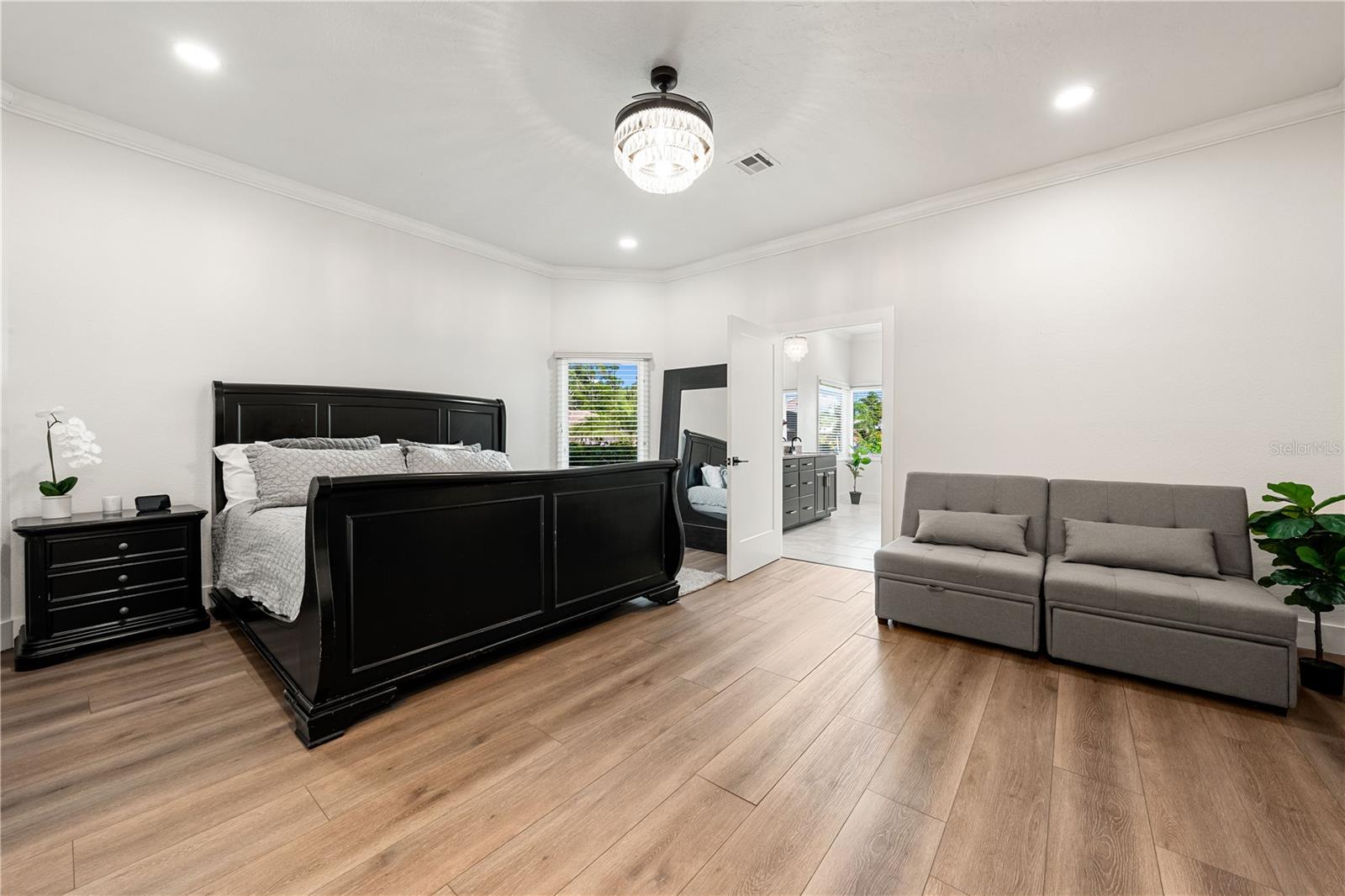 Image 23 of 100 For 1484 Seafarer Drive