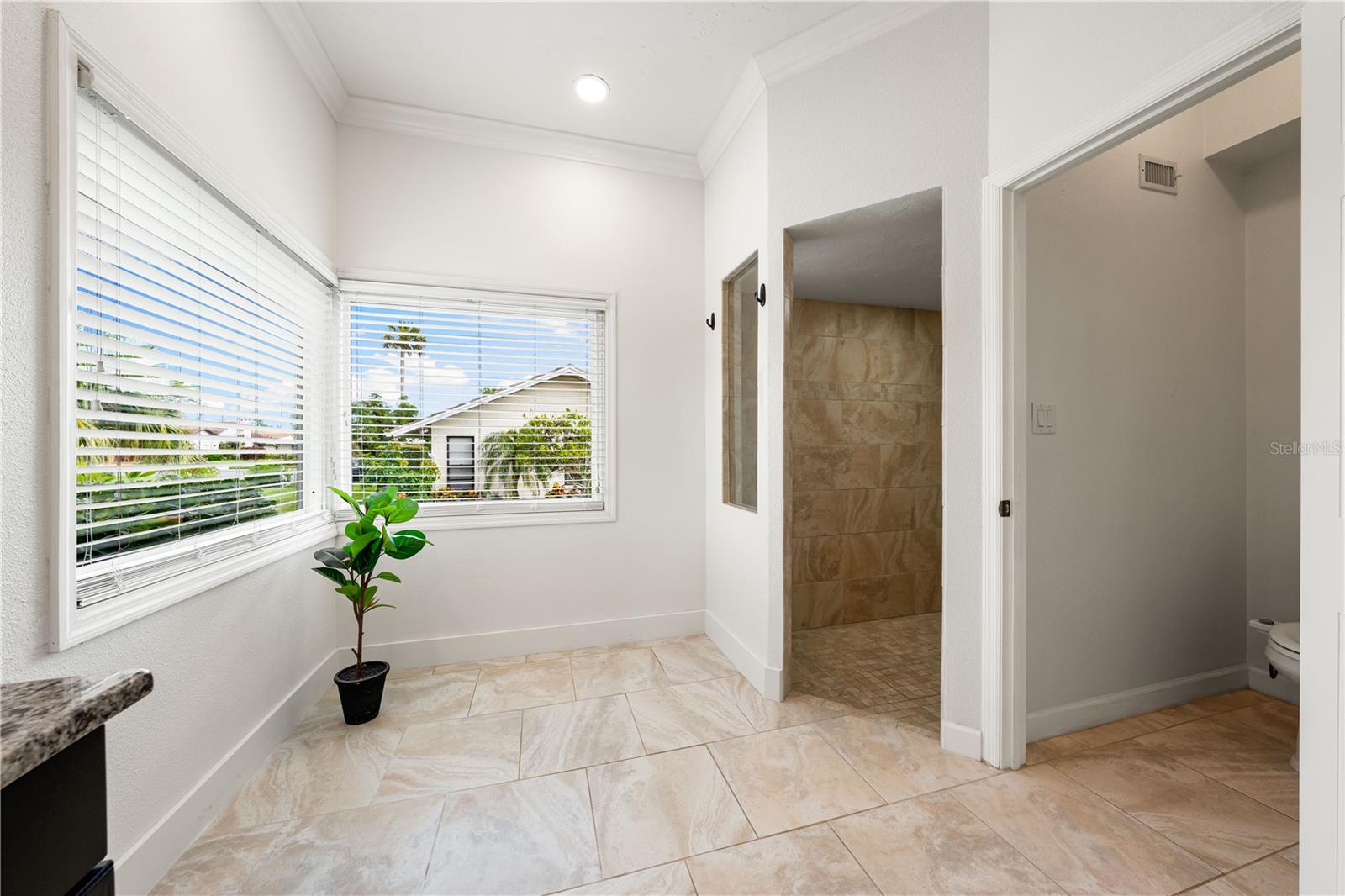 Image 27 of 100 For 1484 Seafarer Drive