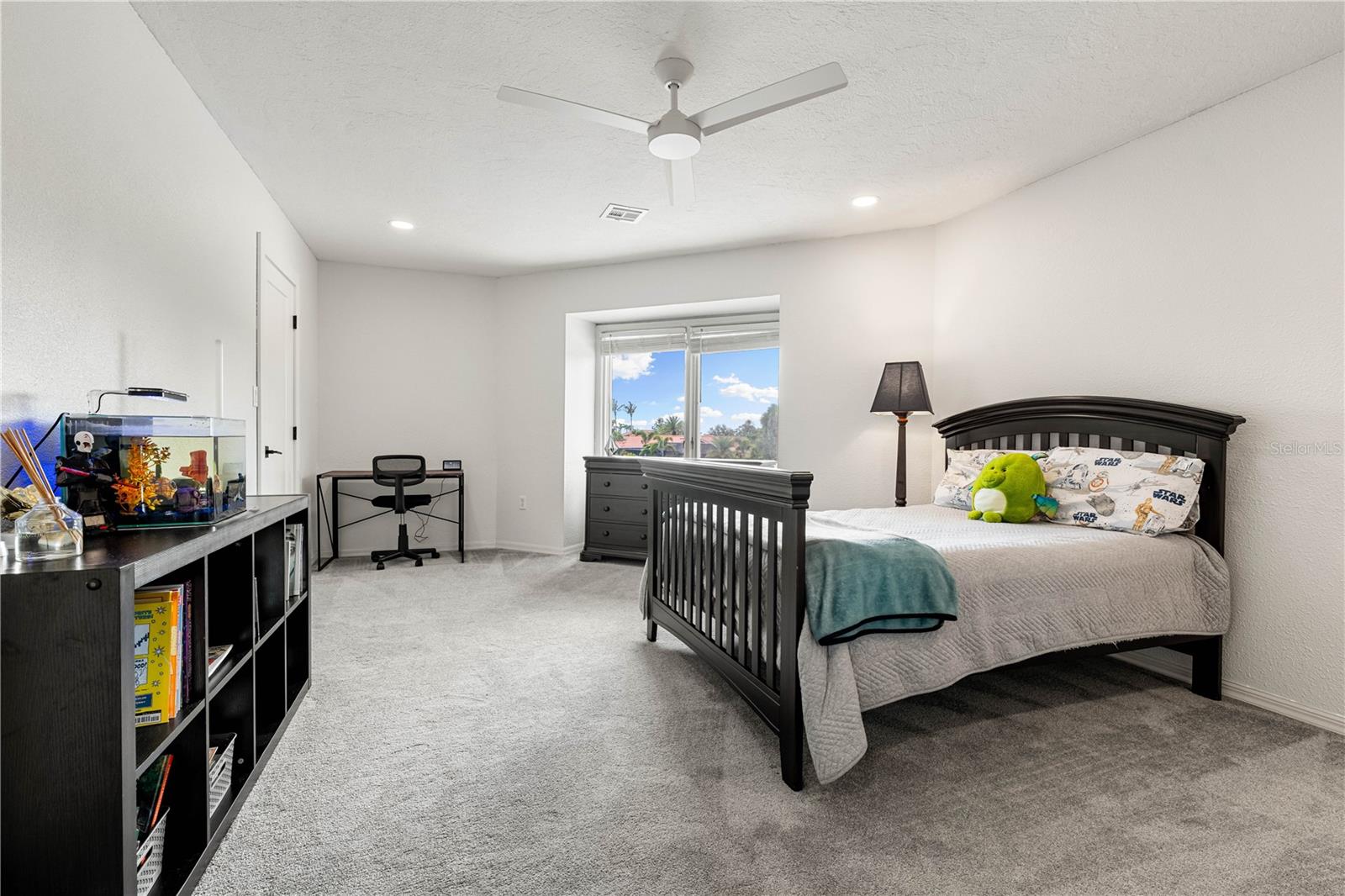 Image 37 of 100 For 1484 Seafarer Drive