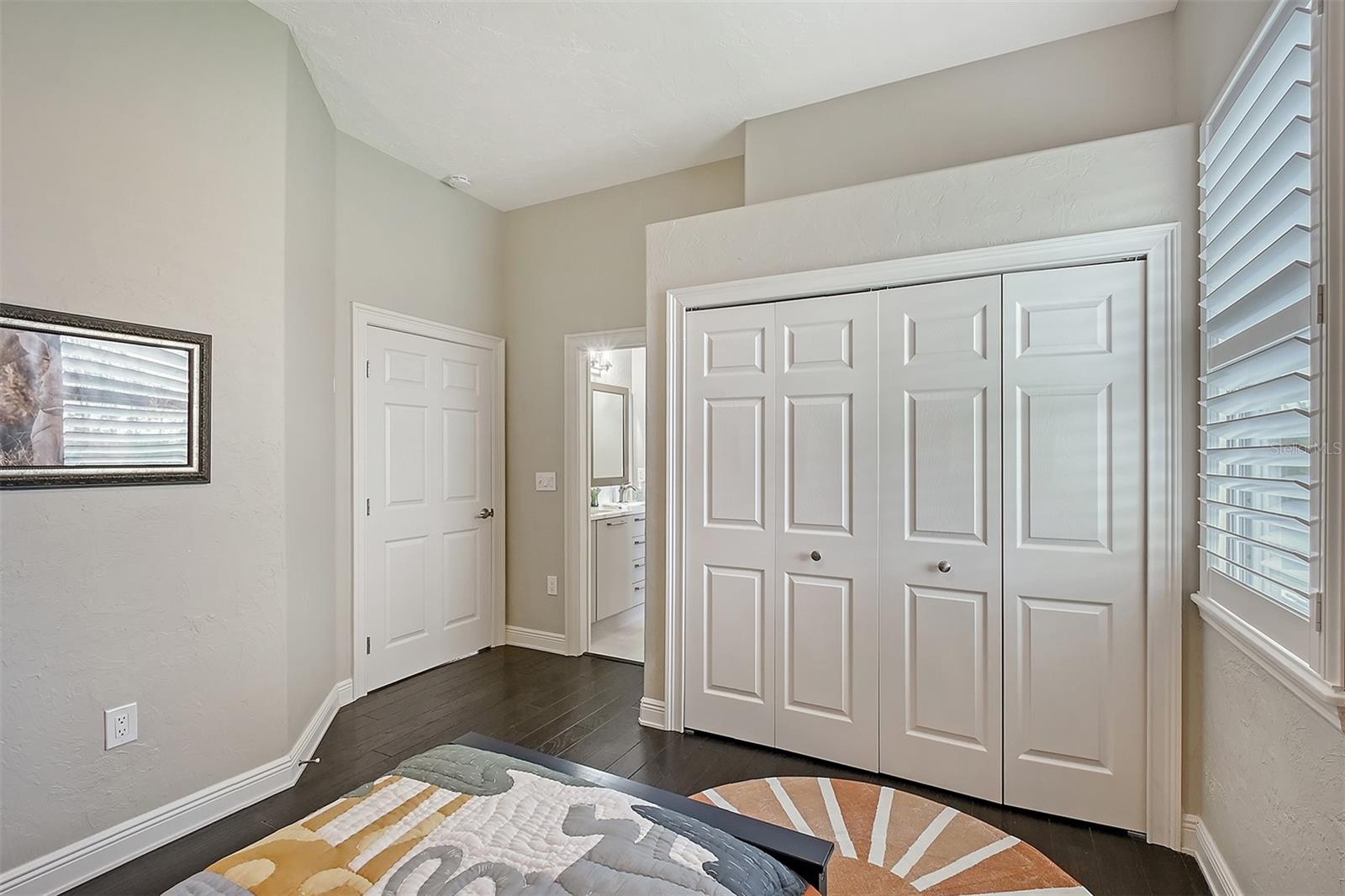 Image 45 of 88 For 520 Rye Road Ne