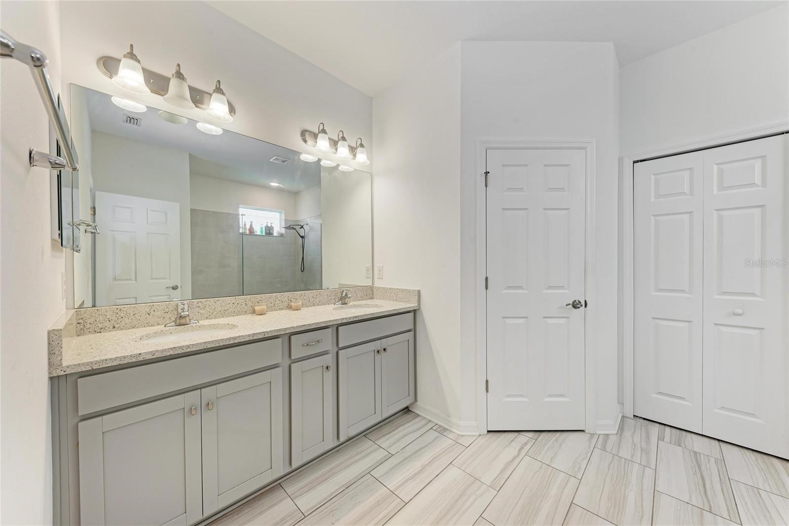 Image 12 of 31 For 8721 Firefly Place