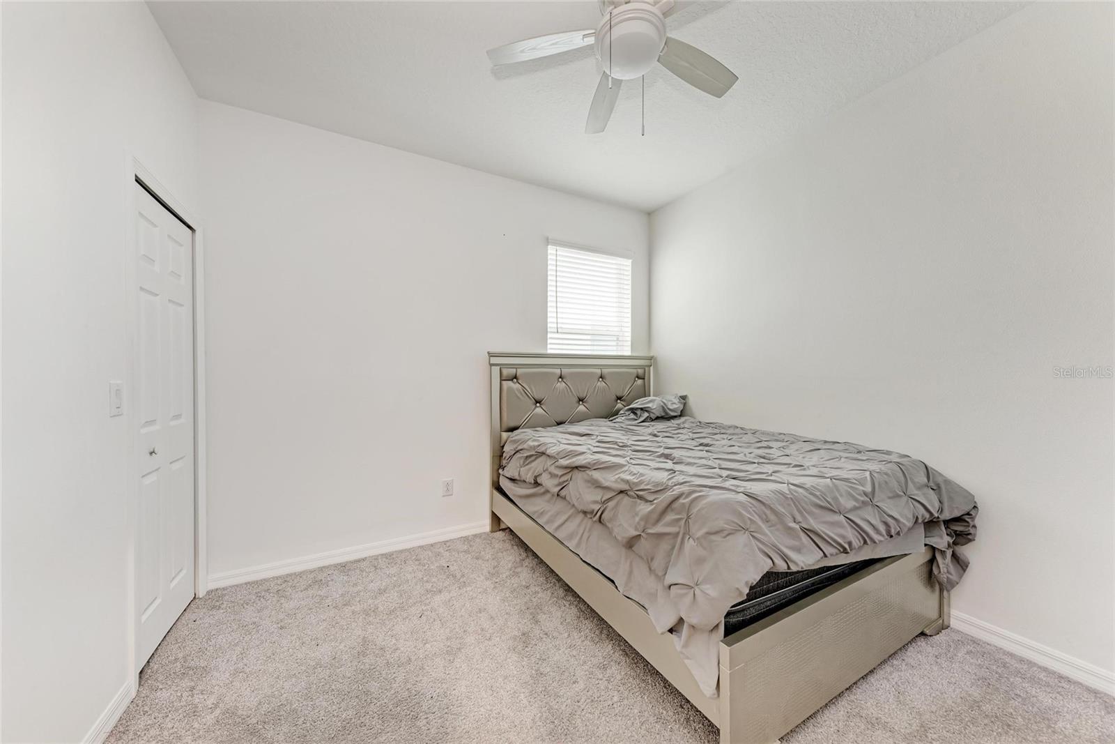 Image 17 of 31 For 8721 Firefly Place