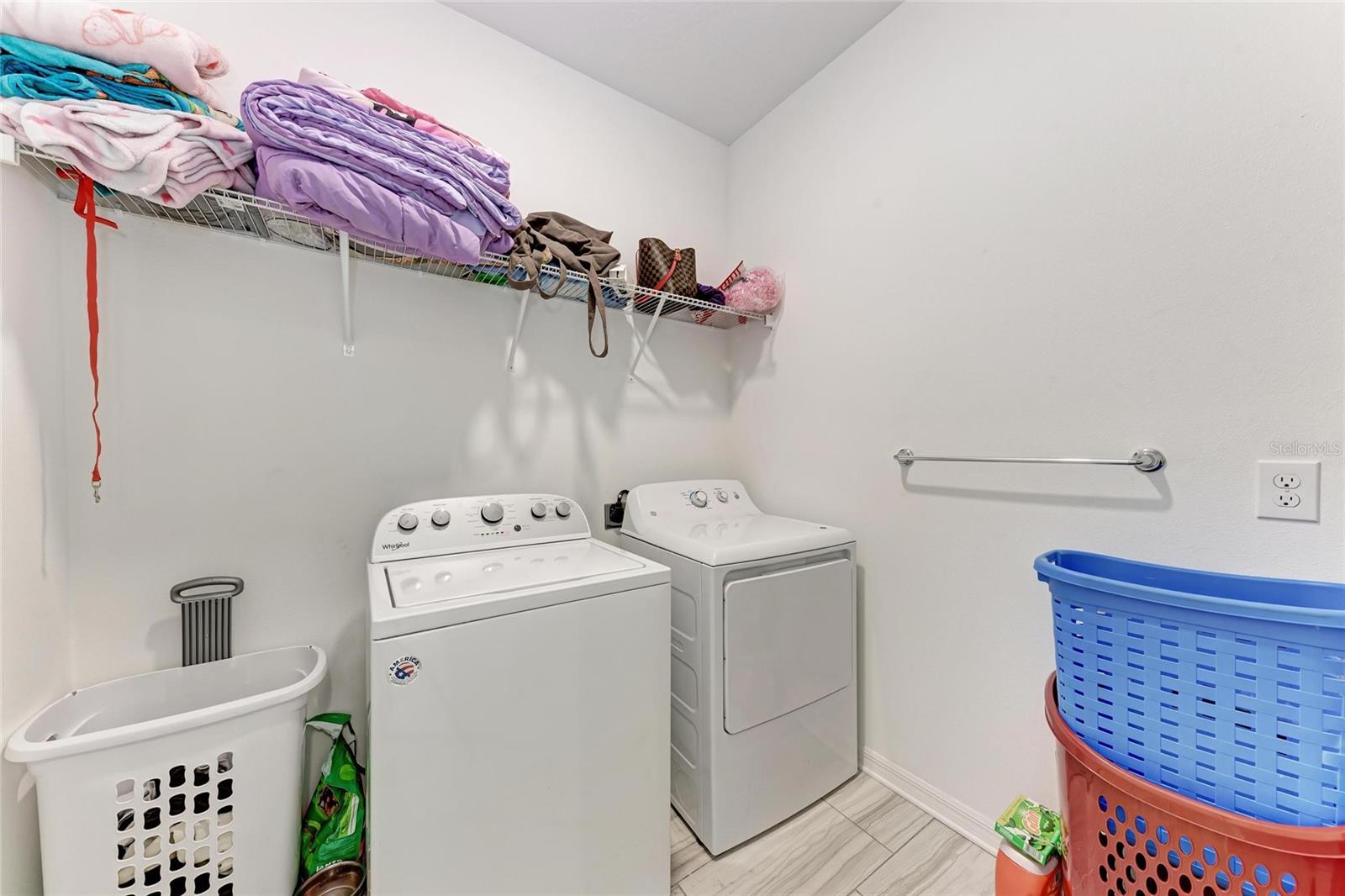 Image 19 of 31 For 8721 Firefly Place