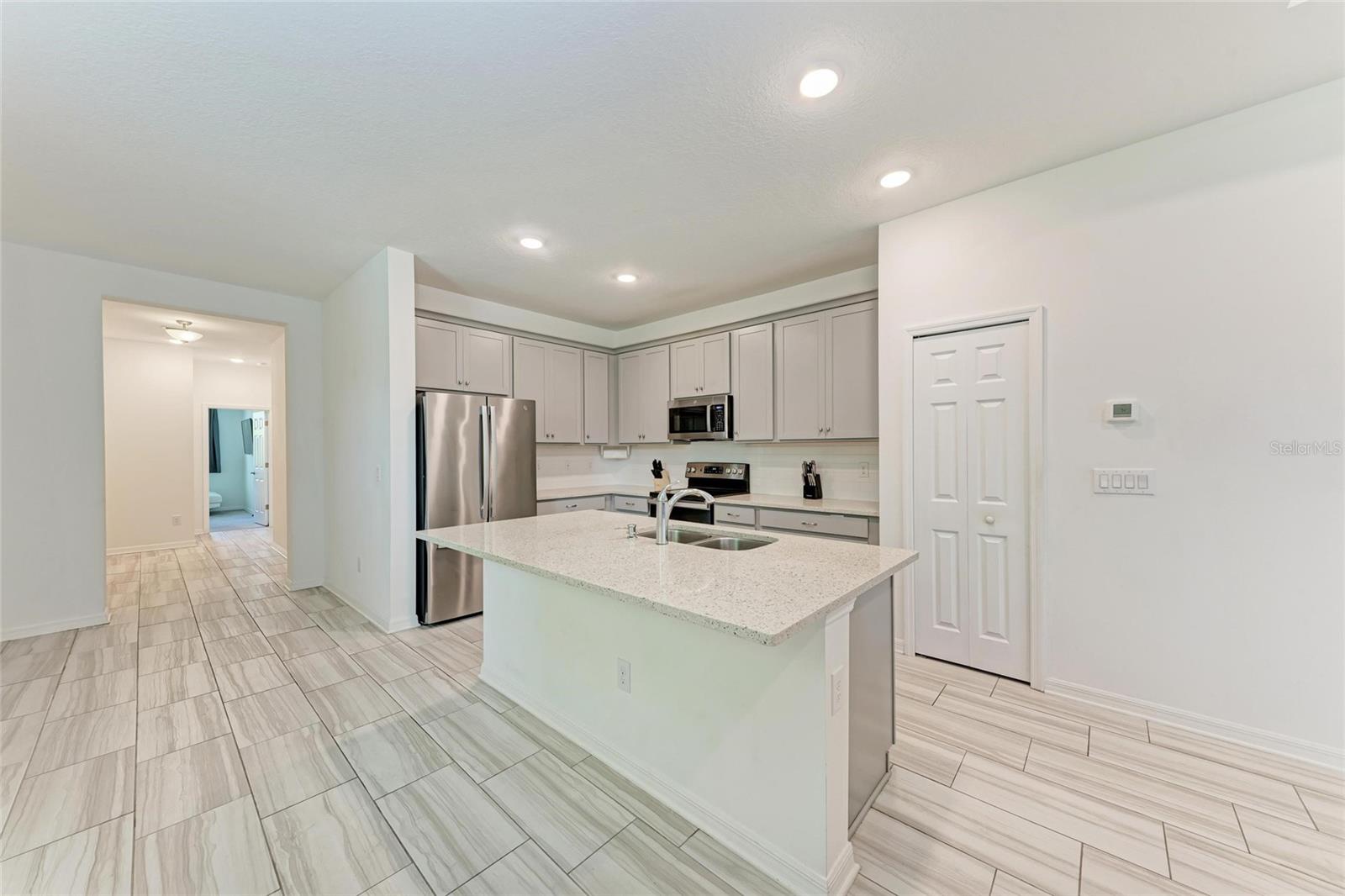 Image 5 of 31 For 8721 Firefly Place