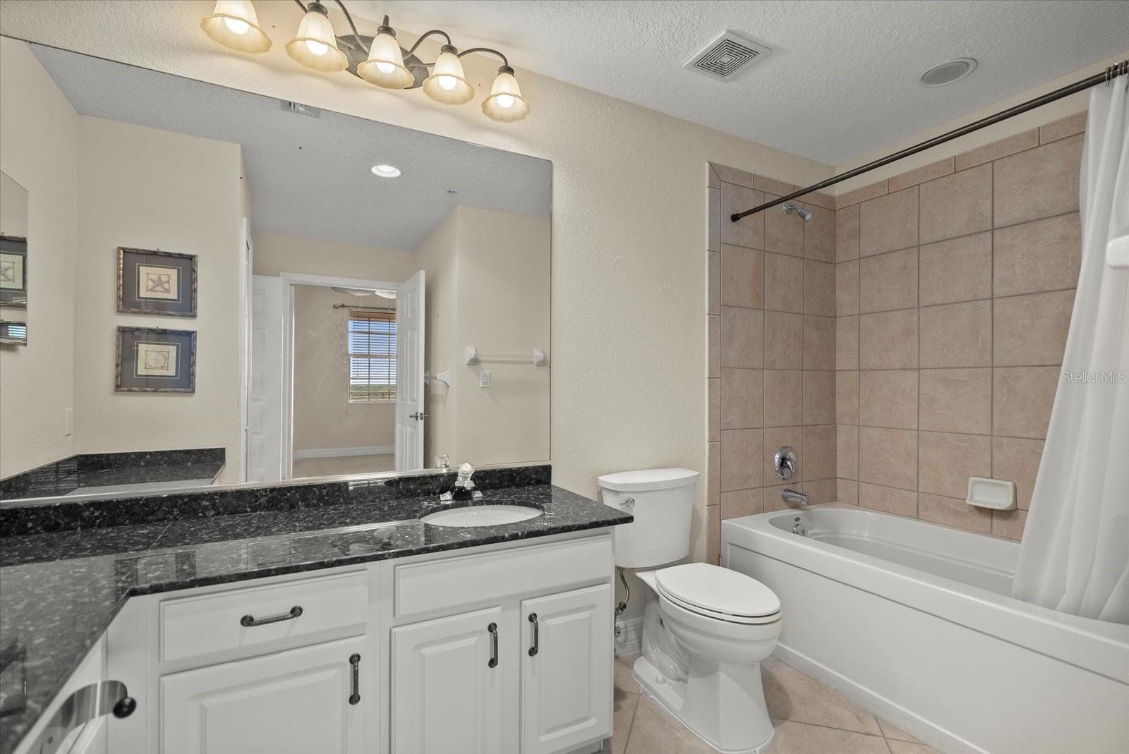 Image 24 of 47 For 5100 Jessie Harbor Drive 701
