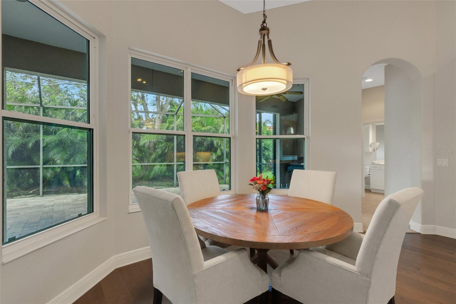 Image 18 of 61 For 8102 Waterview Boulevard
