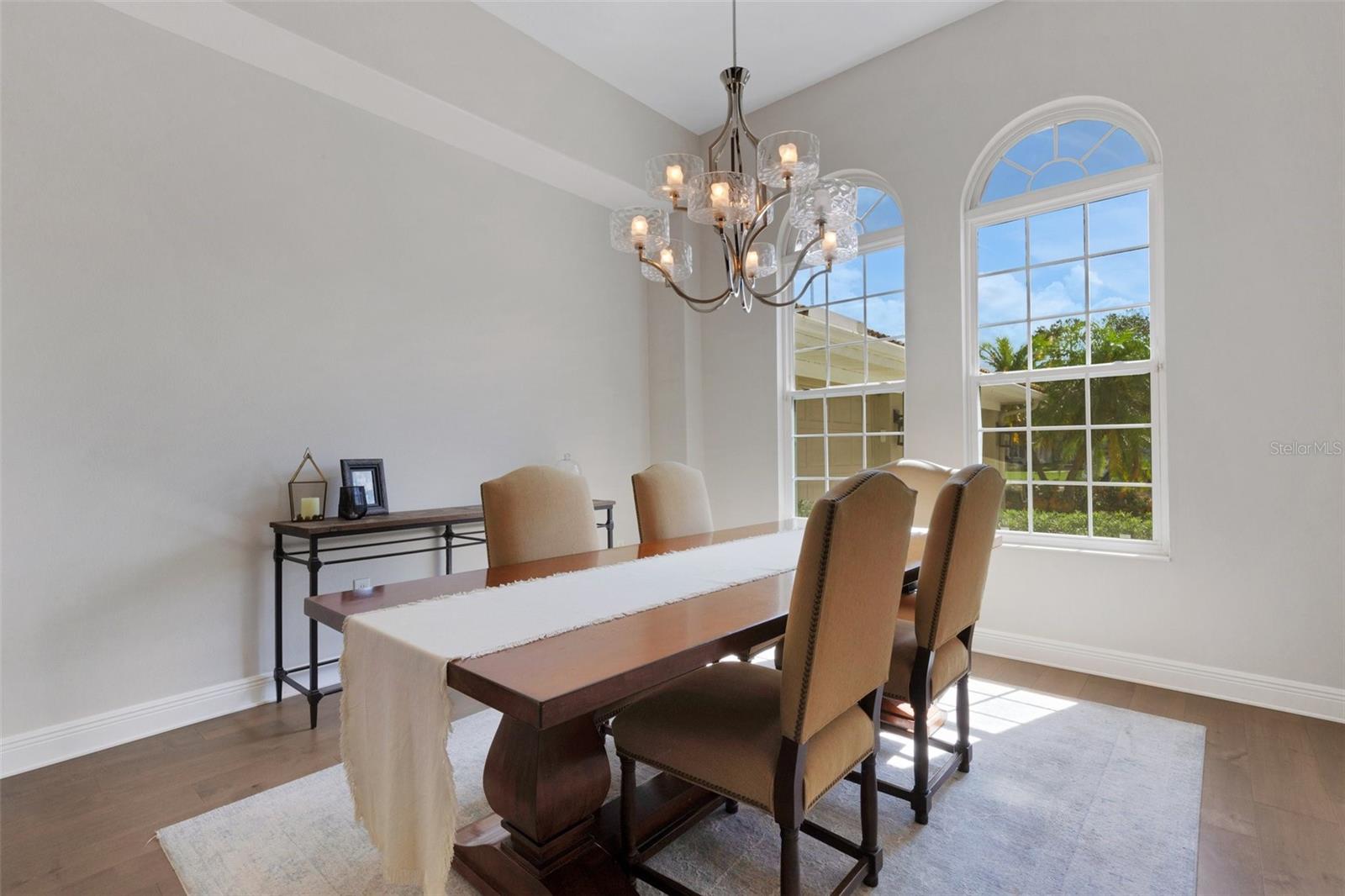 Image 26 of 61 For 8102 Waterview Boulevard