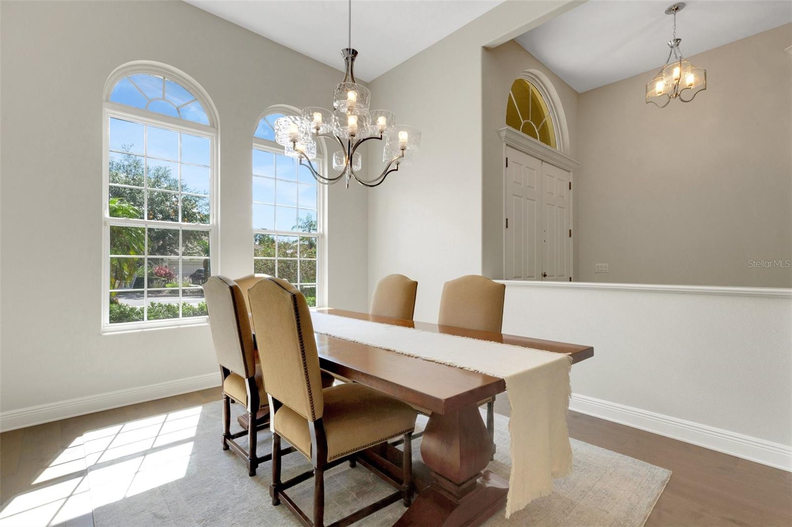 Image 27 of 61 For 8102 Waterview Boulevard