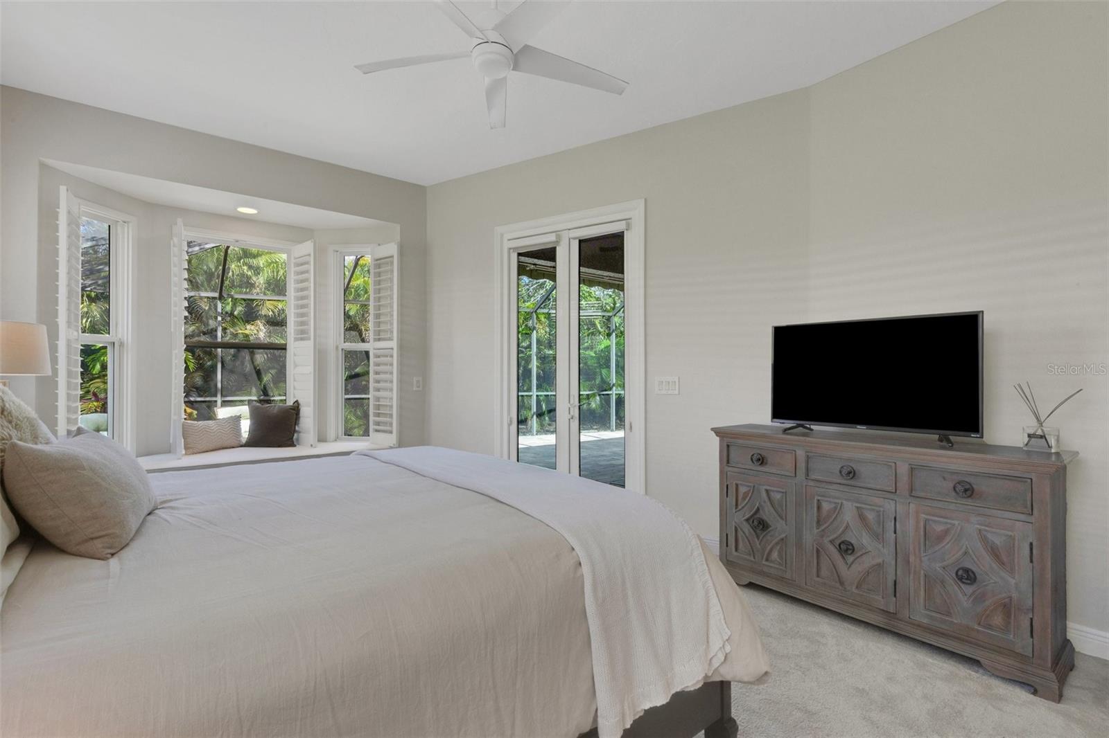 Image 35 of 61 For 8102 Waterview Boulevard