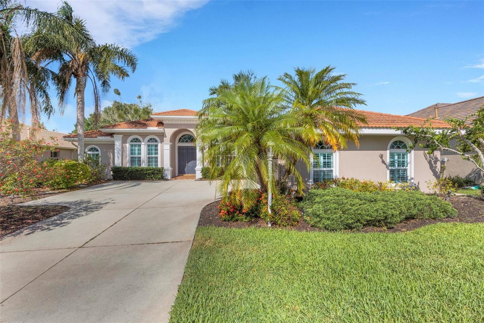 Image 4 of 61 For 8102 Waterview Boulevard