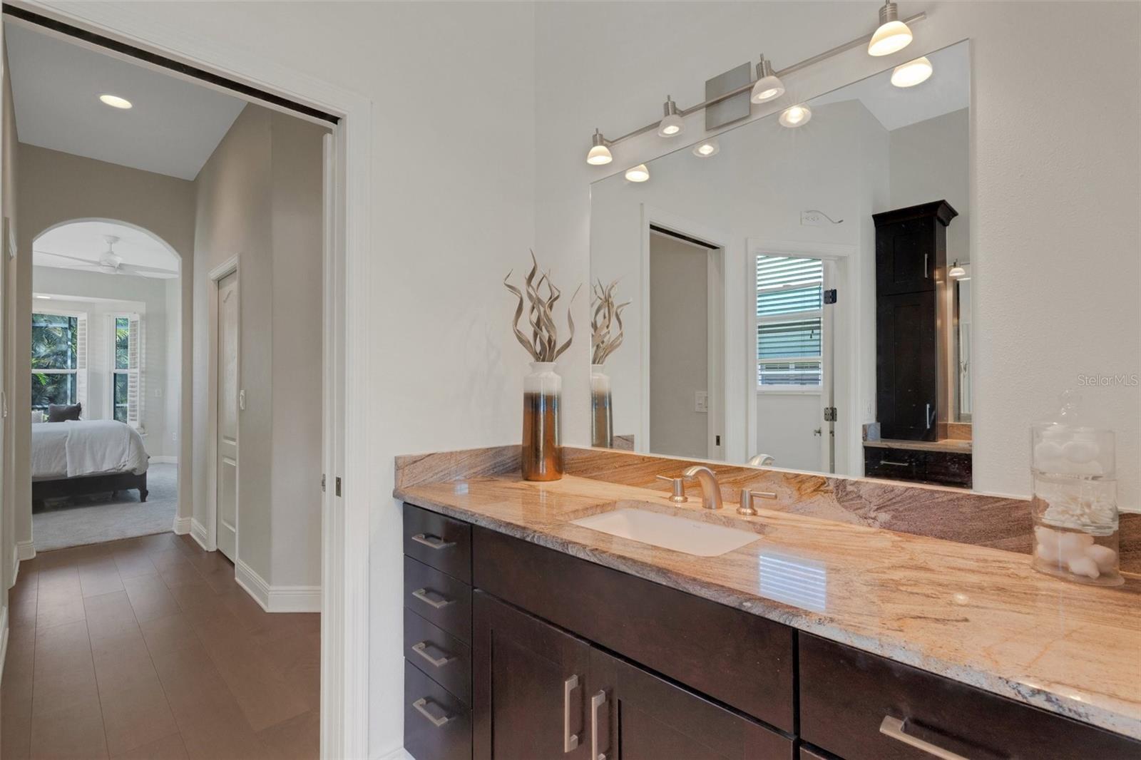 Image 40 of 61 For 8102 Waterview Boulevard