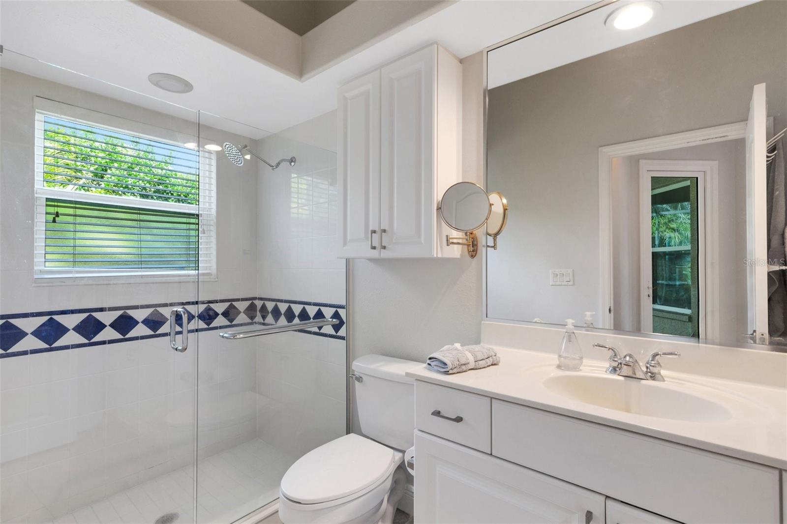 Image 49 of 61 For 8102 Waterview Boulevard