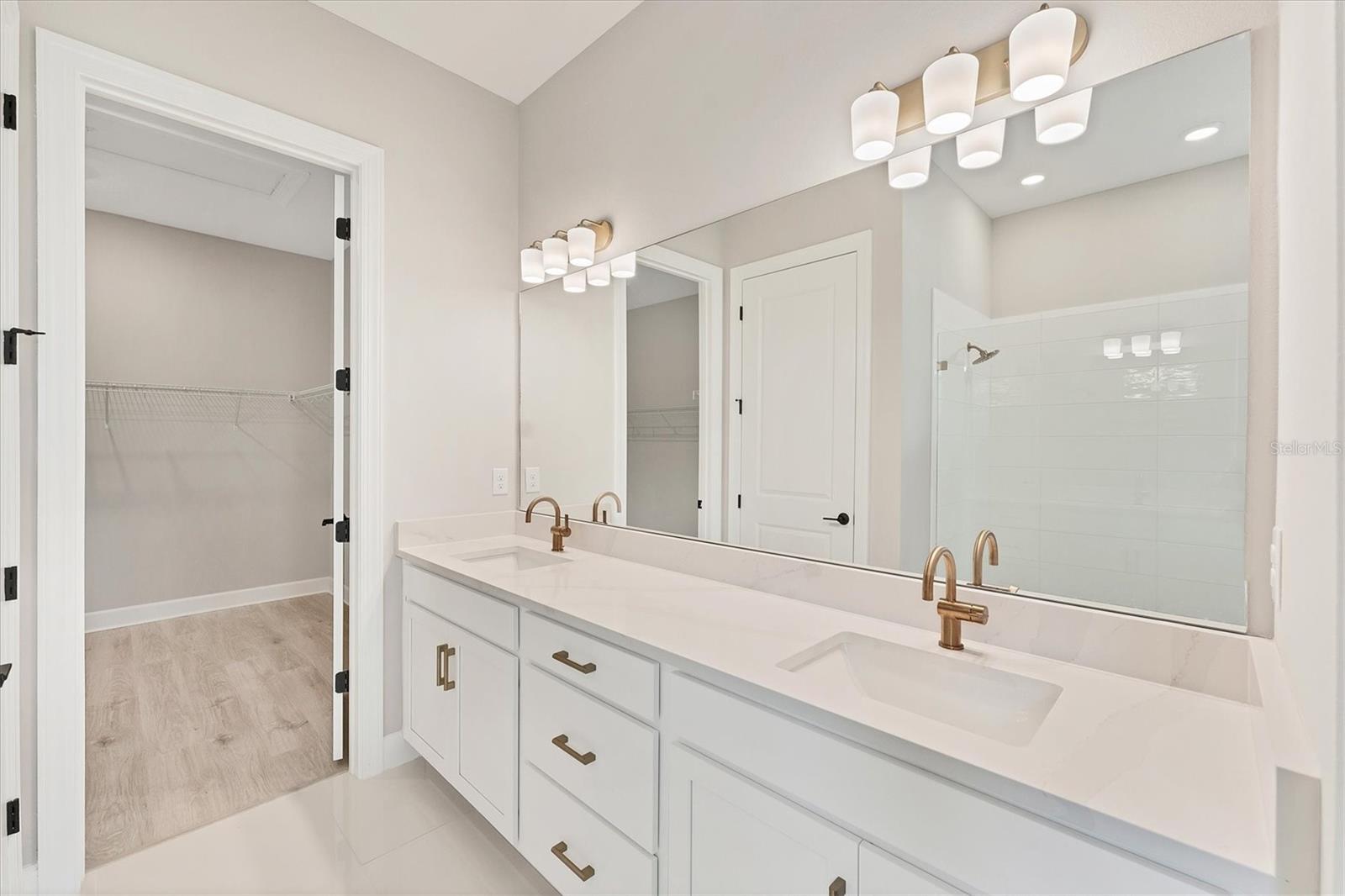 Image 22 of 92 For 15813 San Lazzaro Avenue