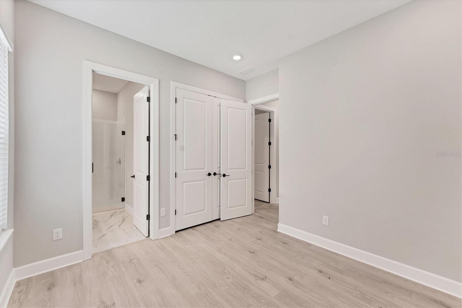 Image 27 of 92 For 15813 San Lazzaro Avenue