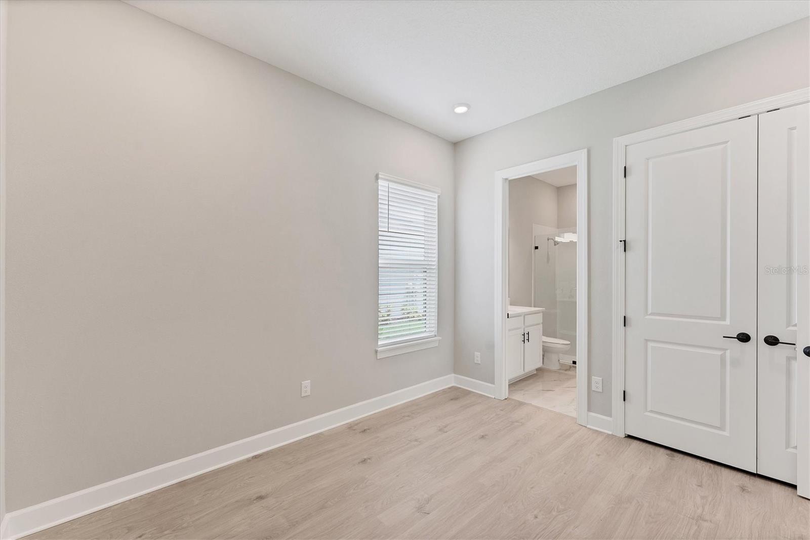 Image 28 of 92 For 15813 San Lazzaro Avenue