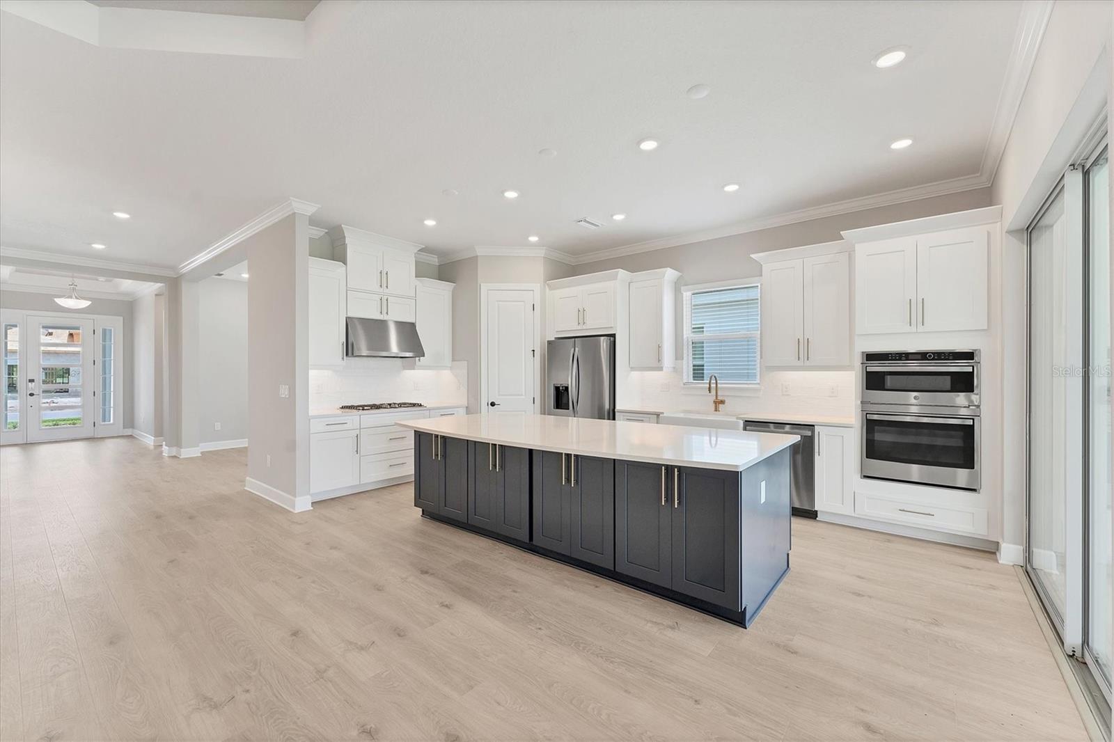 Image 9 of 92 For 15813 San Lazzaro Avenue