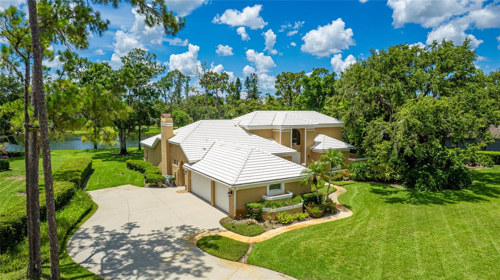 Image 4 of 62 For 7404 Weeping Willow Boulevard