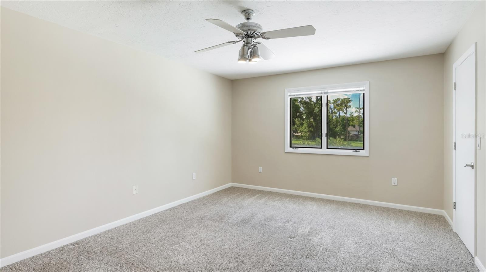 Image 43 of 62 For 7404 Weeping Willow Boulevard