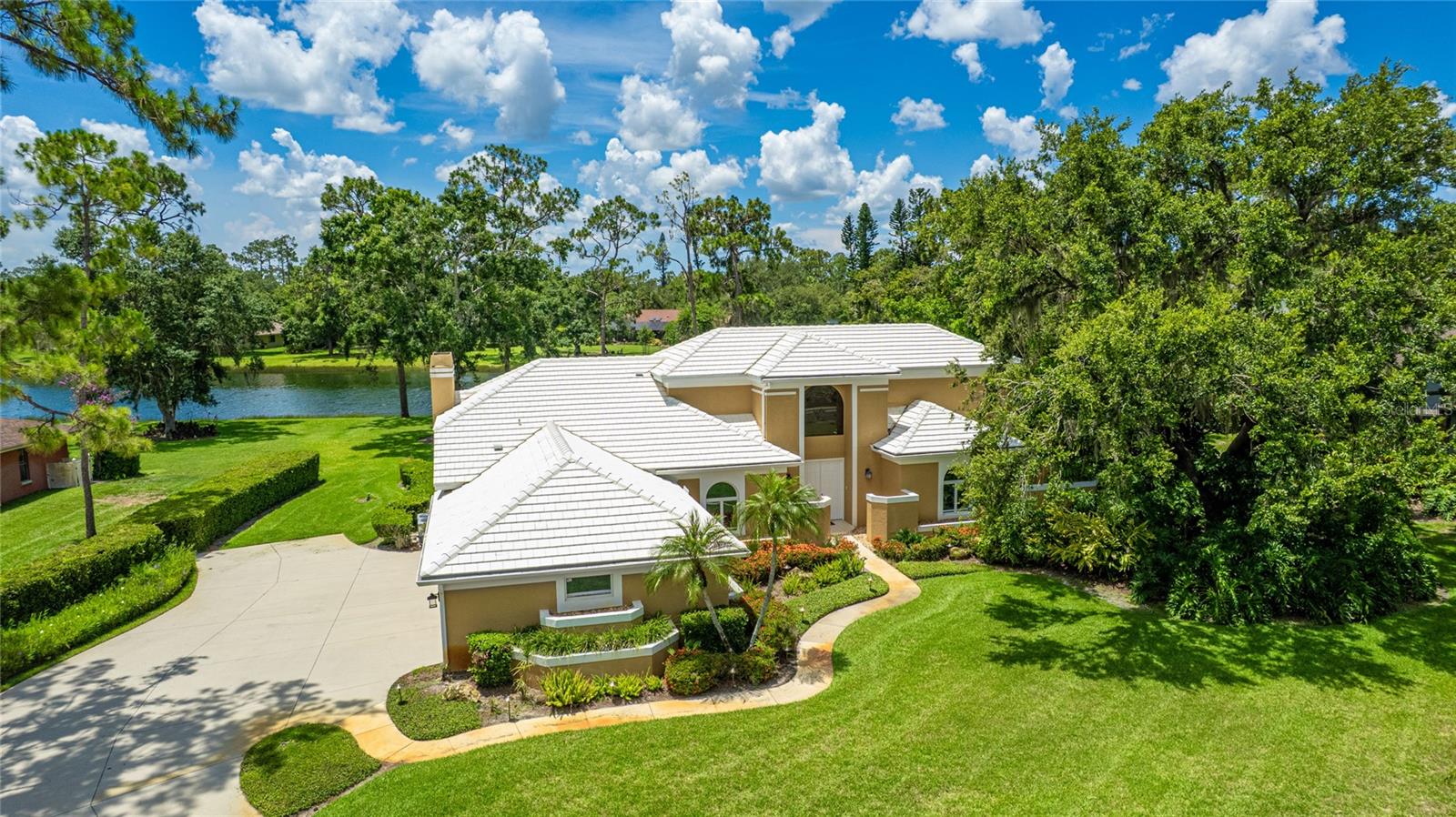Image 5 of 62 For 7404 Weeping Willow Boulevard