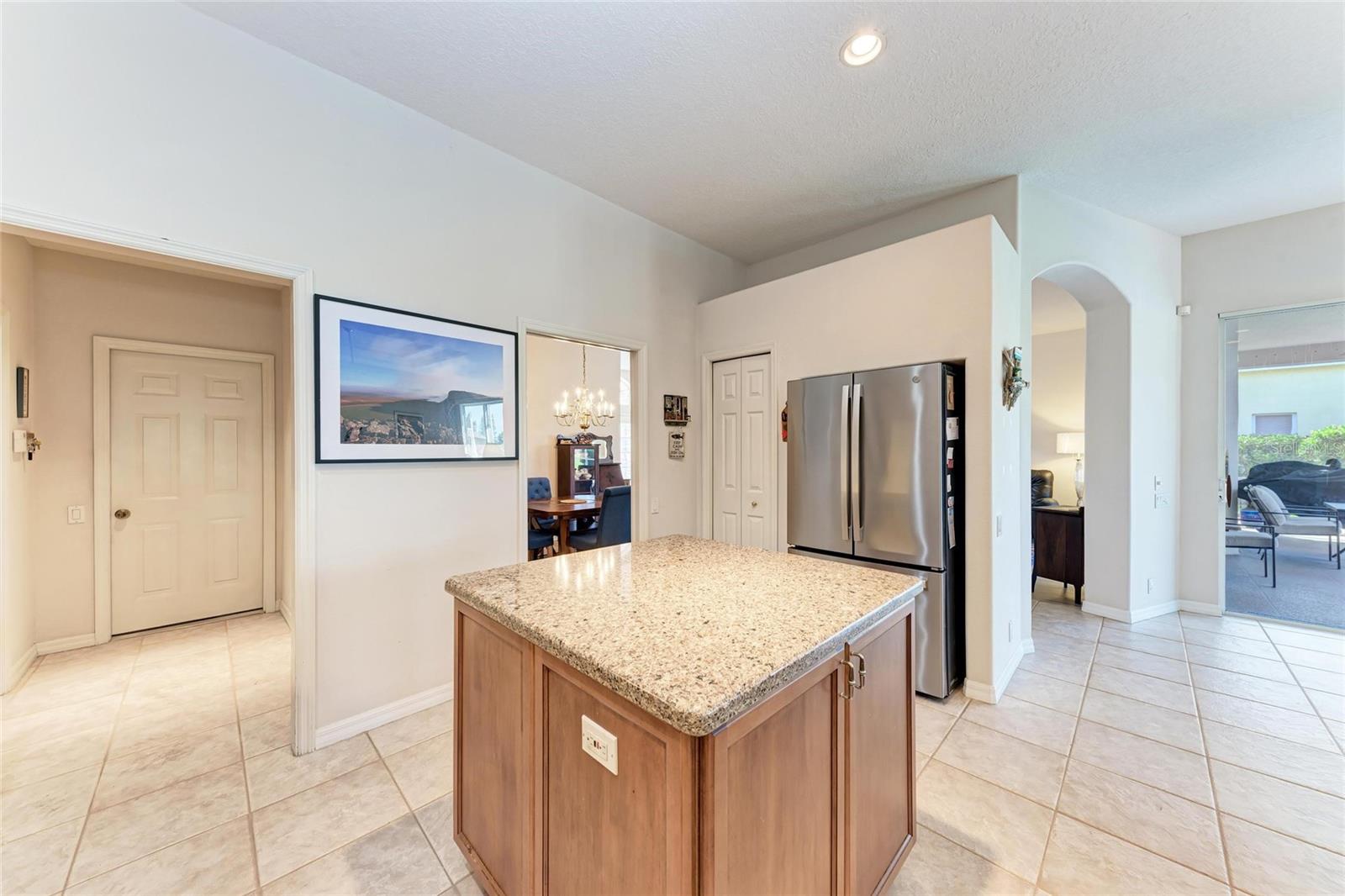 Image 20 of 48 For 11915 Oak Ridge Drive