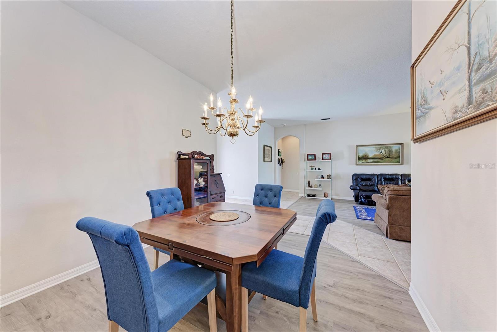 Image 24 of 48 For 11915 Oak Ridge Drive