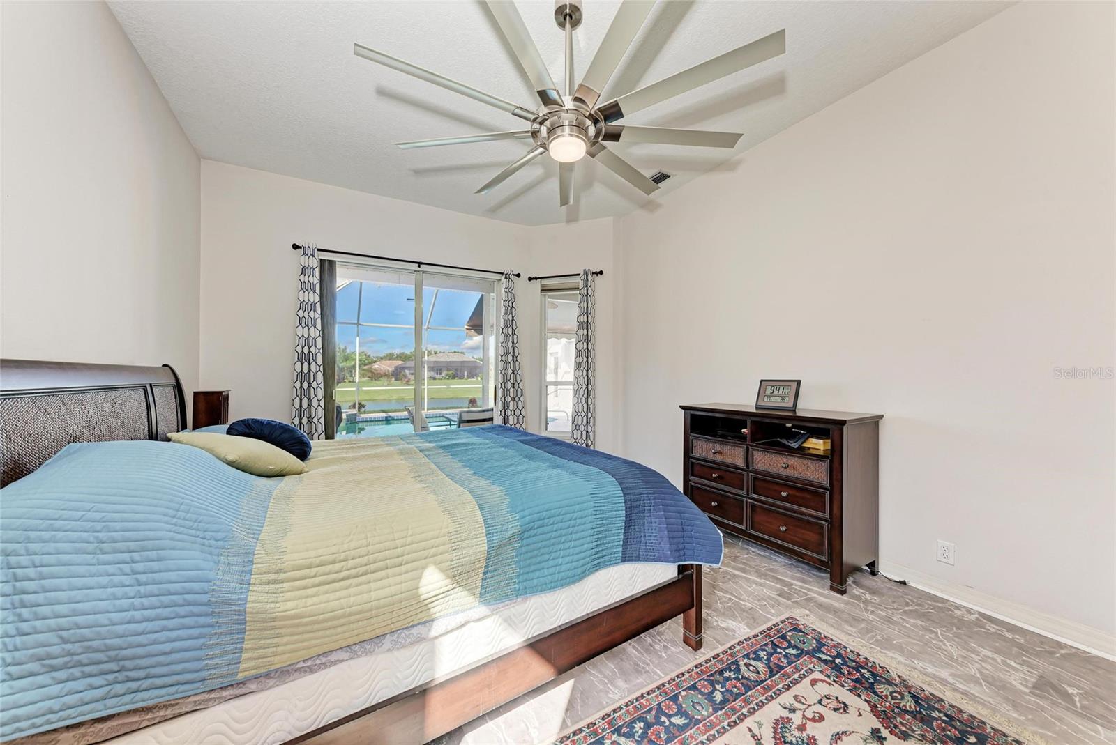 Image 28 of 48 For 11915 Oak Ridge Drive