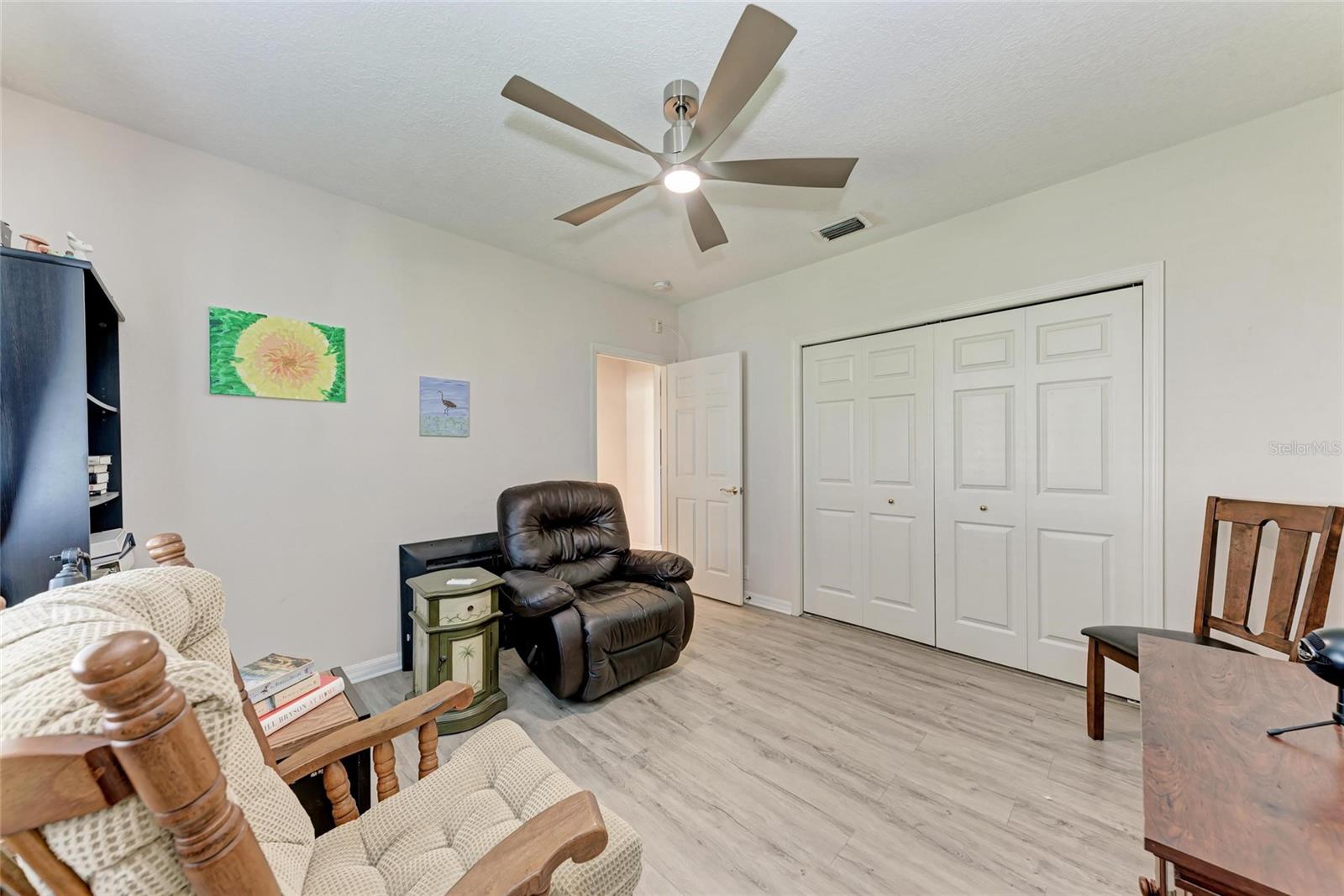 Image 35 of 48 For 11915 Oak Ridge Drive