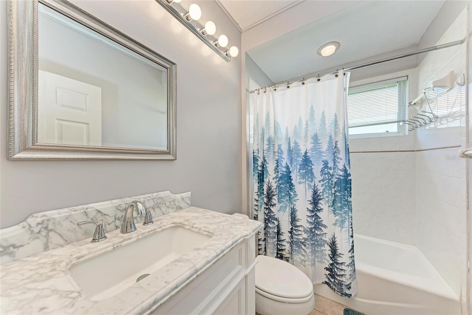 Image 36 of 48 For 11915 Oak Ridge Drive