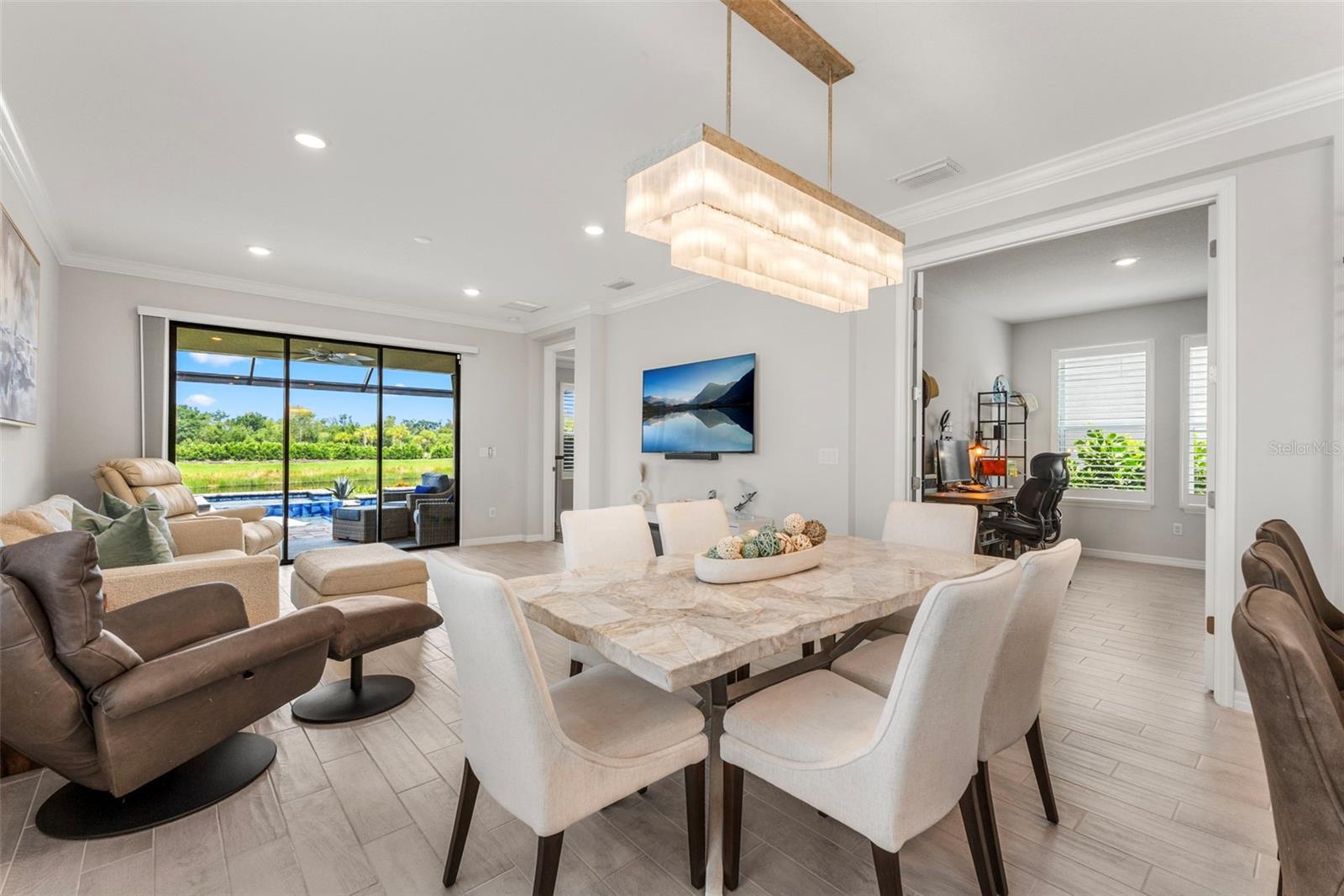 Image 16 of 53 For 9012 Tequila Sunrise Drive