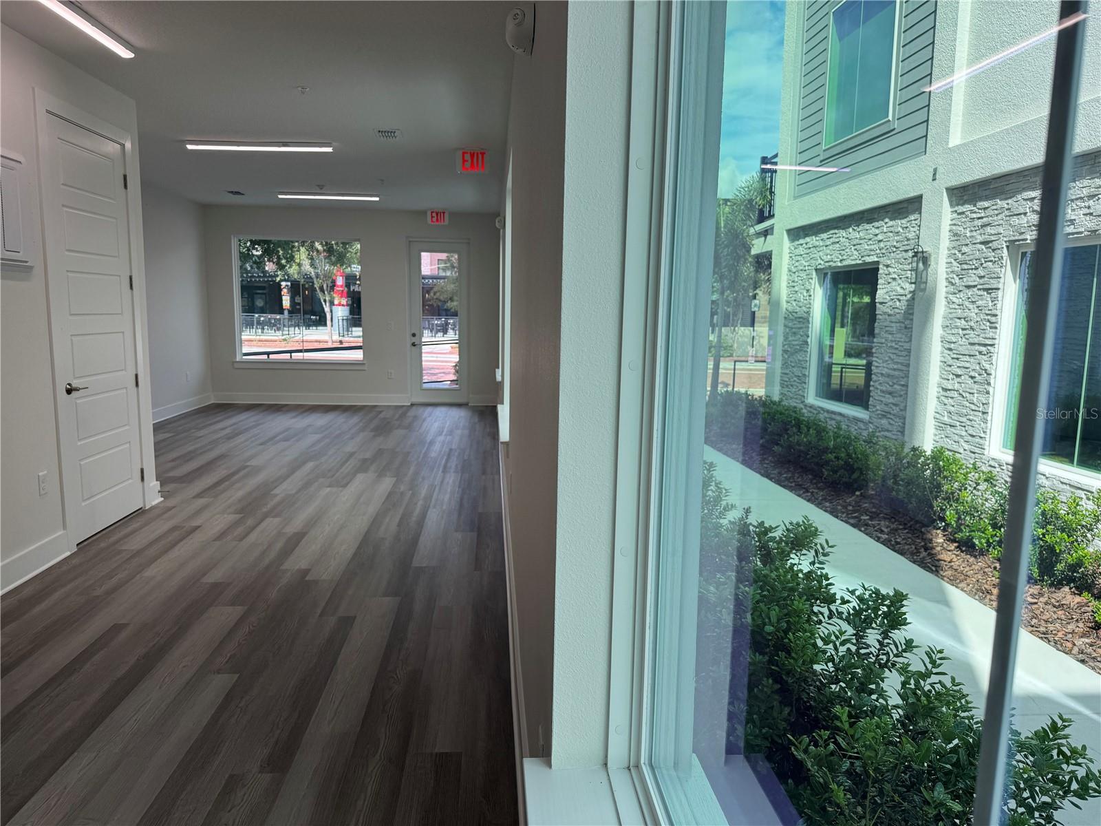 Image 8 of 45 For 889 City Walk Lane C-1 - Or