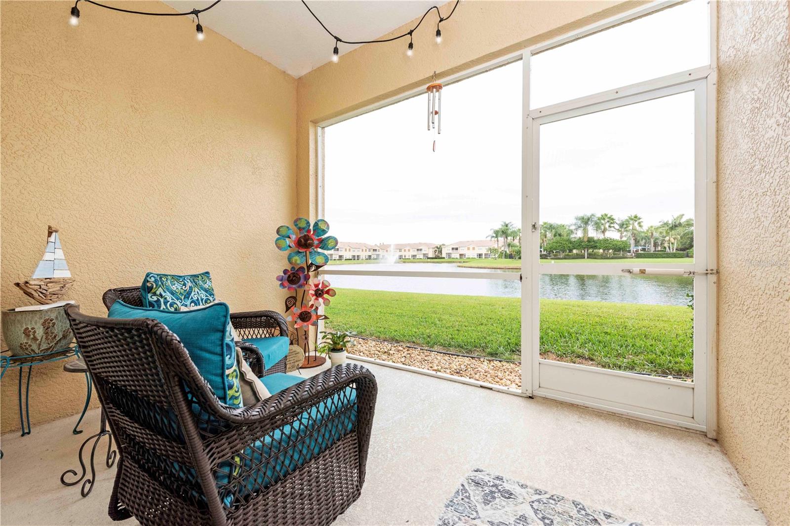 Image 5 of 18 For 3698 Parkridge Circle 26-104