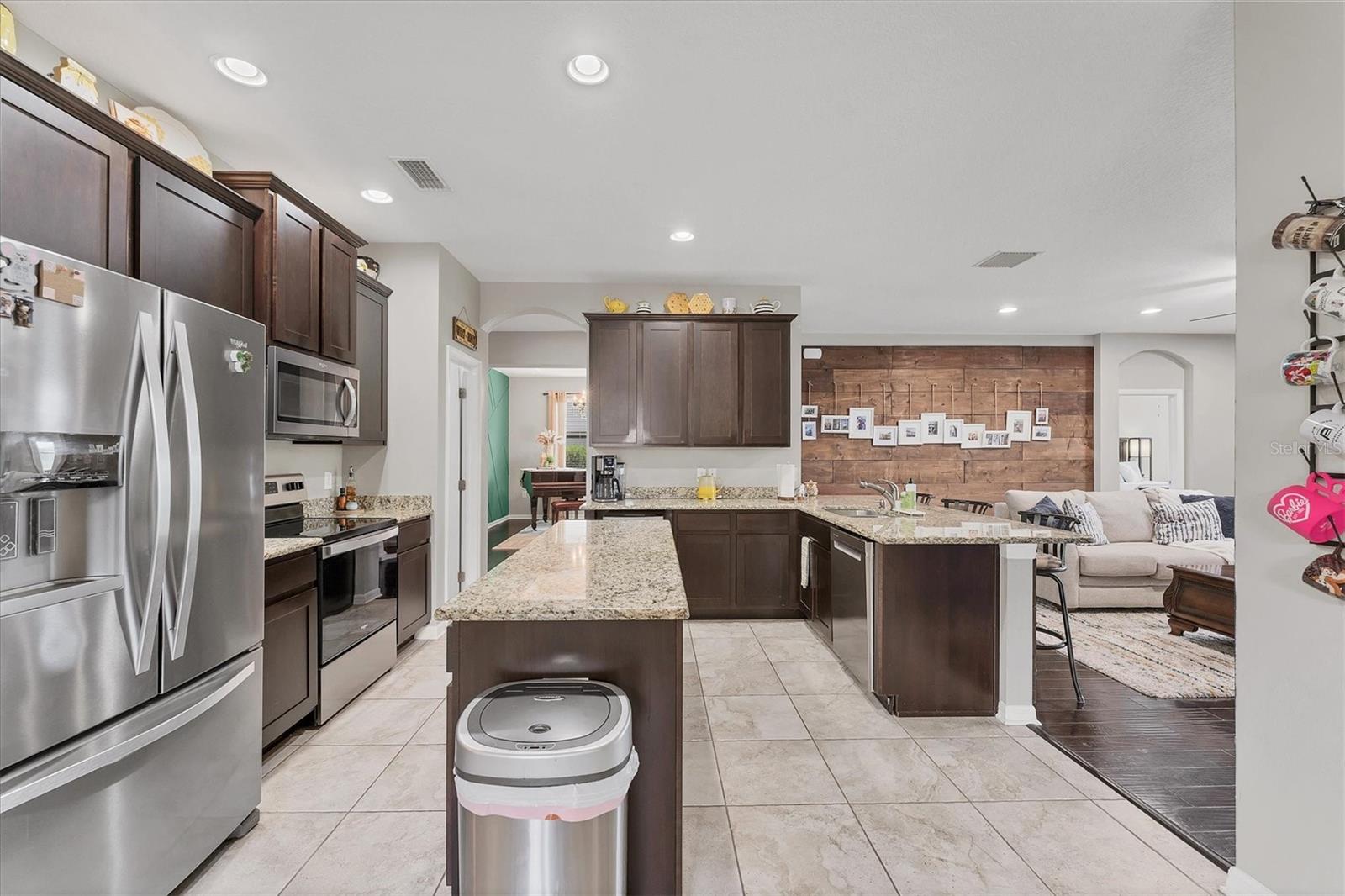 Image 14 of 48 For 9123 Raes Creek Place