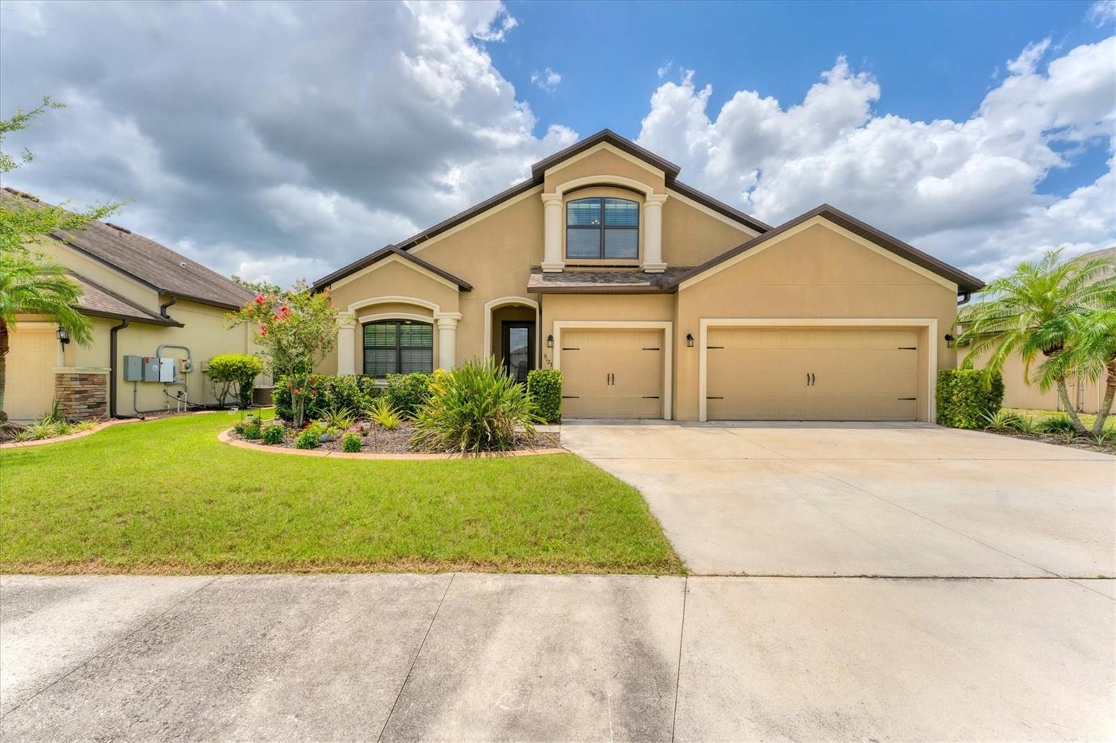 Image 4 of 48 For 9123 Raes Creek Place