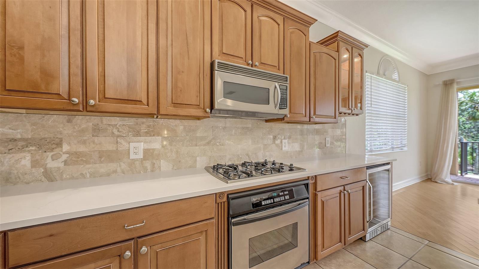 Image 10 of 92 For 1512 3rd Street Circle E