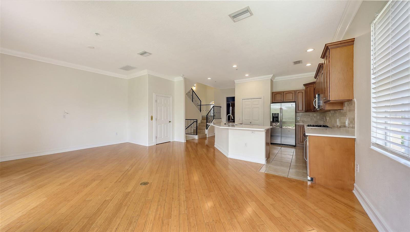 Image 15 of 92 For 1512 3rd Street Circle E