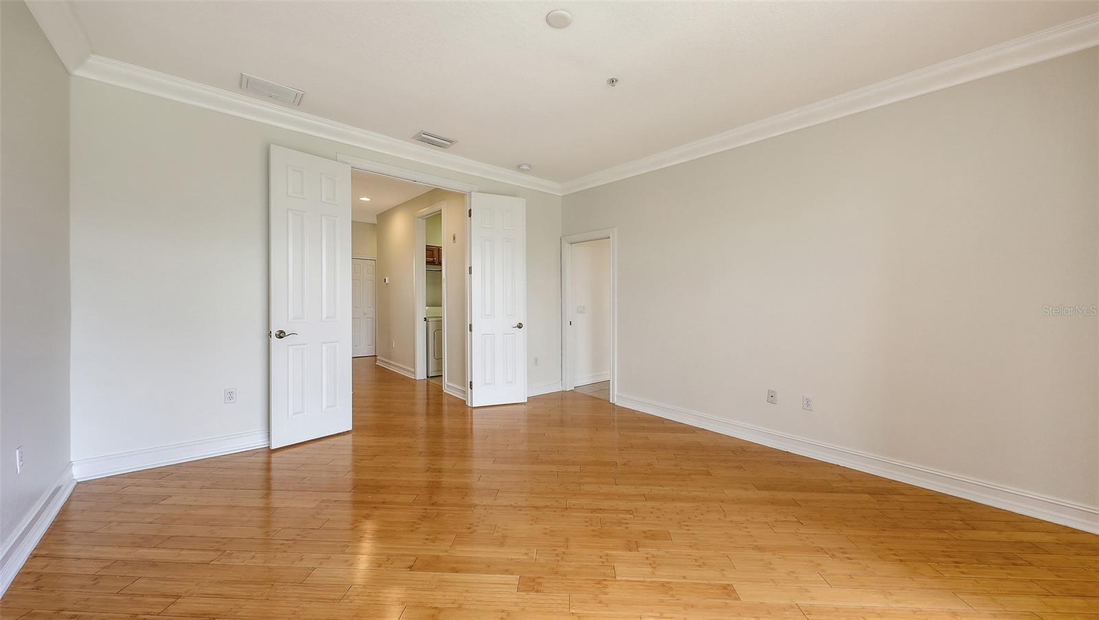 Image 29 of 92 For 1512 3rd Street Circle E