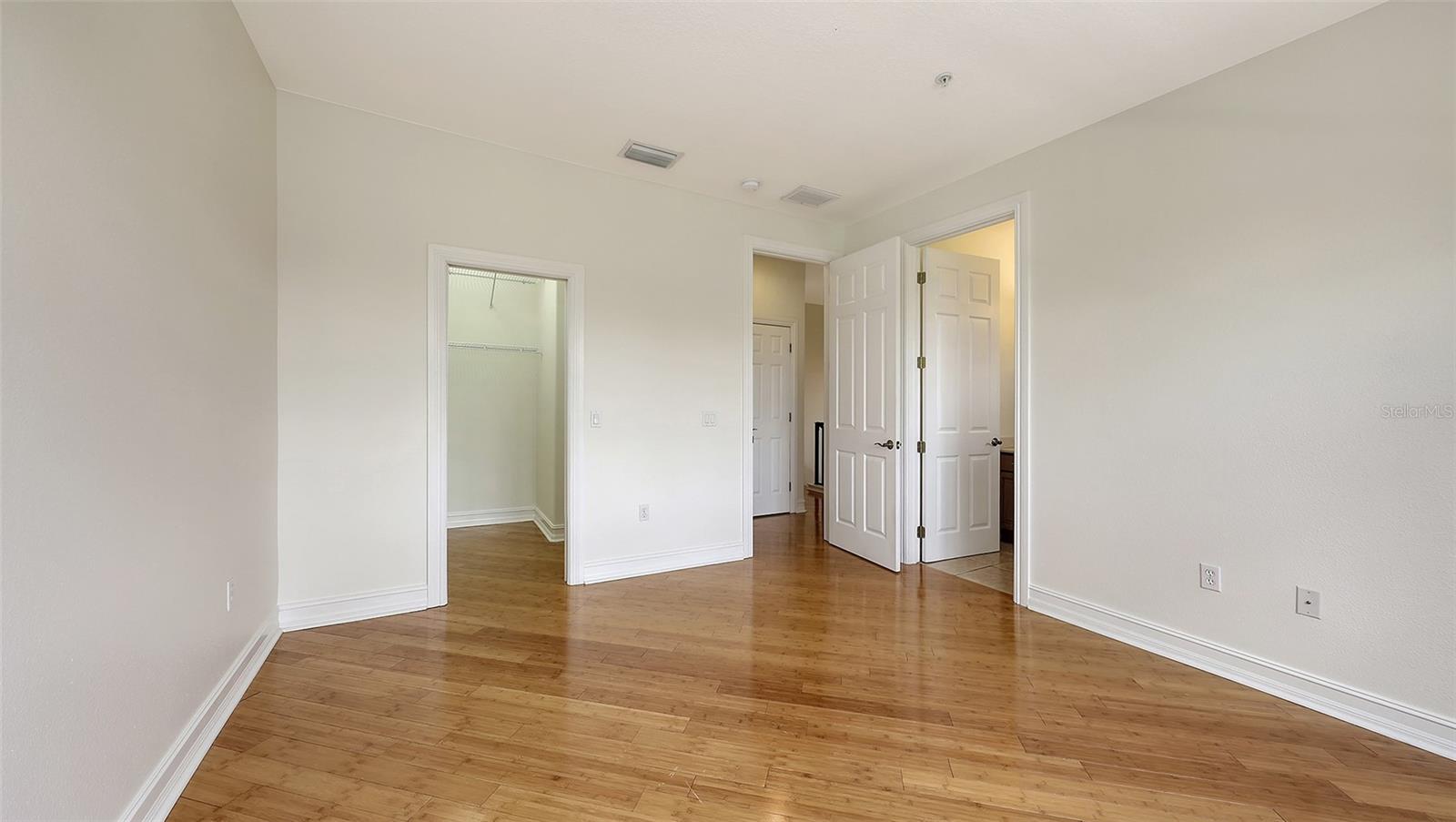 Image 39 of 92 For 1512 3rd Street Circle E