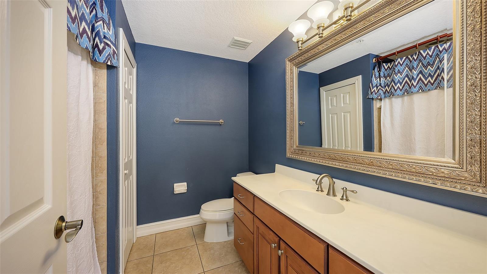 Image 47 of 92 For 1512 3rd Street Circle E