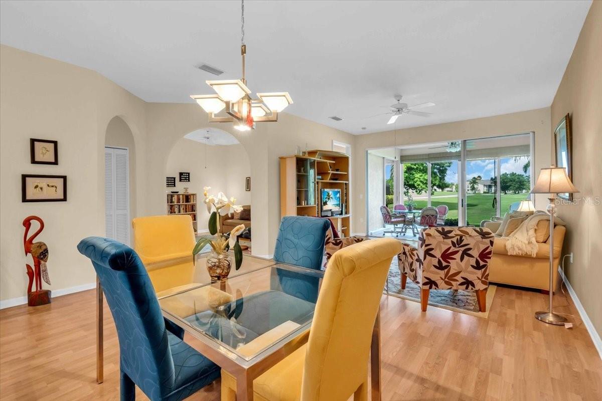Image 14 of 62 For 6908 Stoneywalk Court